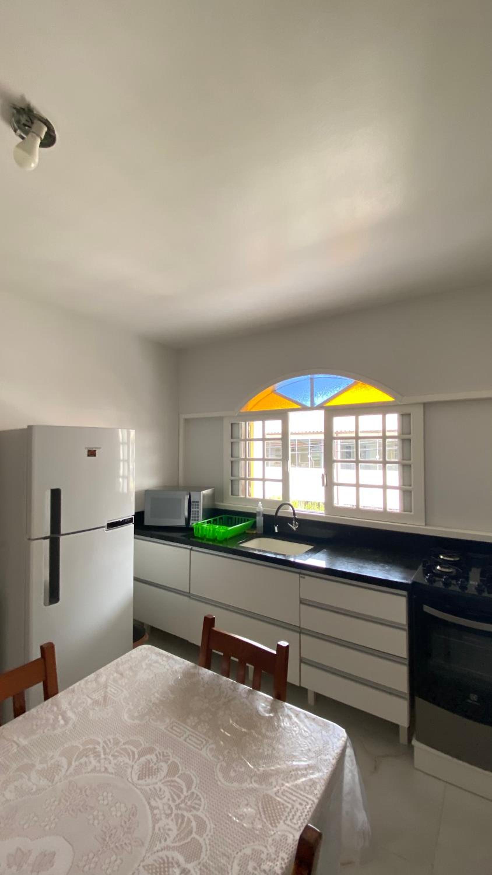 Apartment with Balcony - Photo 11