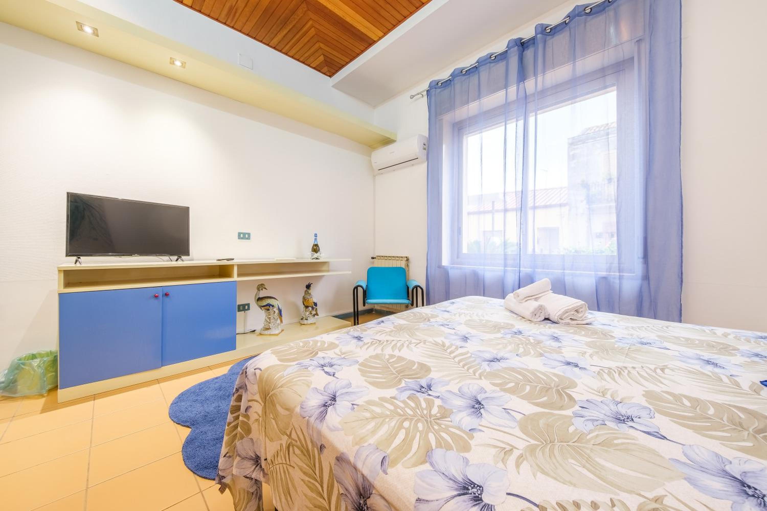 Superior Apartment with City View photo 2