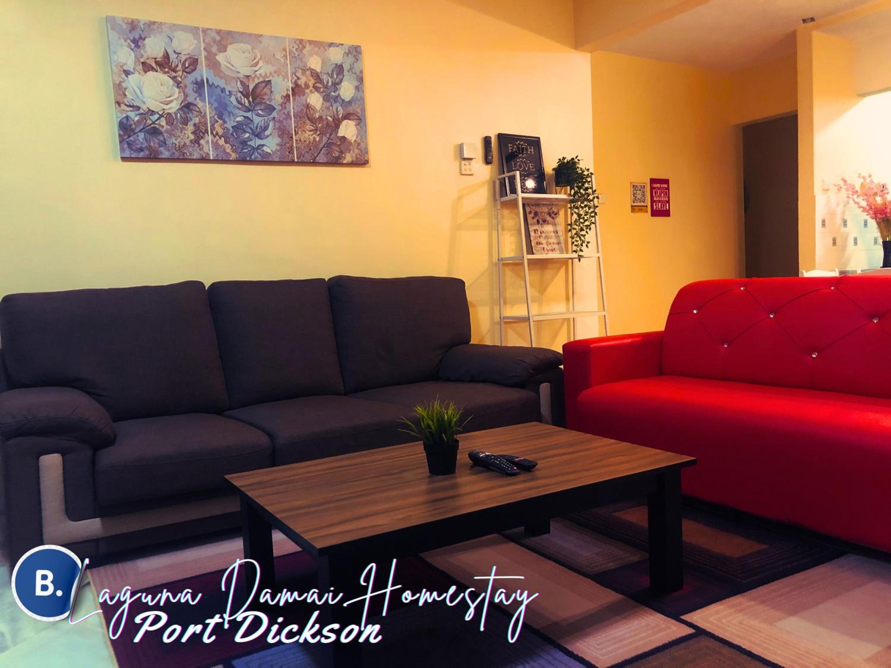 Two-Bedroom Apartment with Pool View photo 2