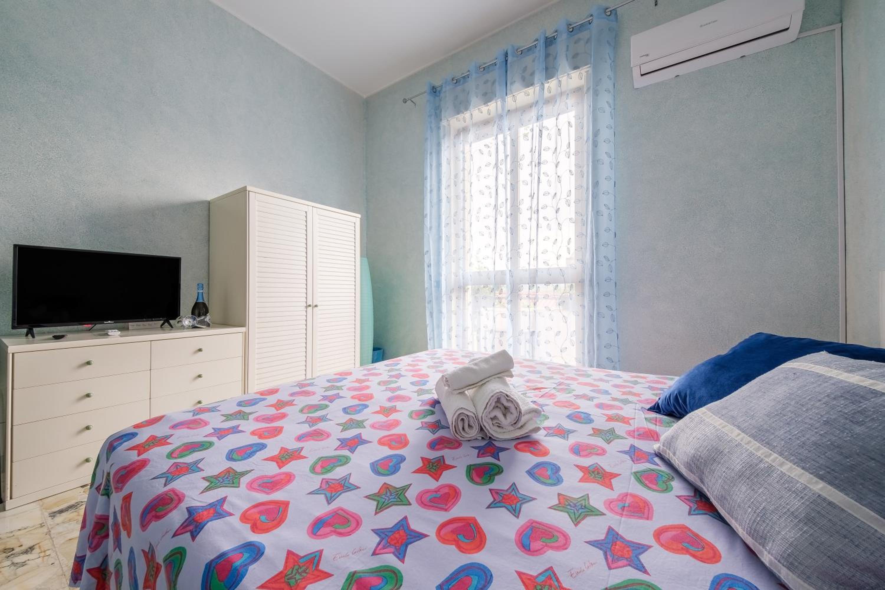 Three-Bedroom Premium Apartment with Balcony photo 3