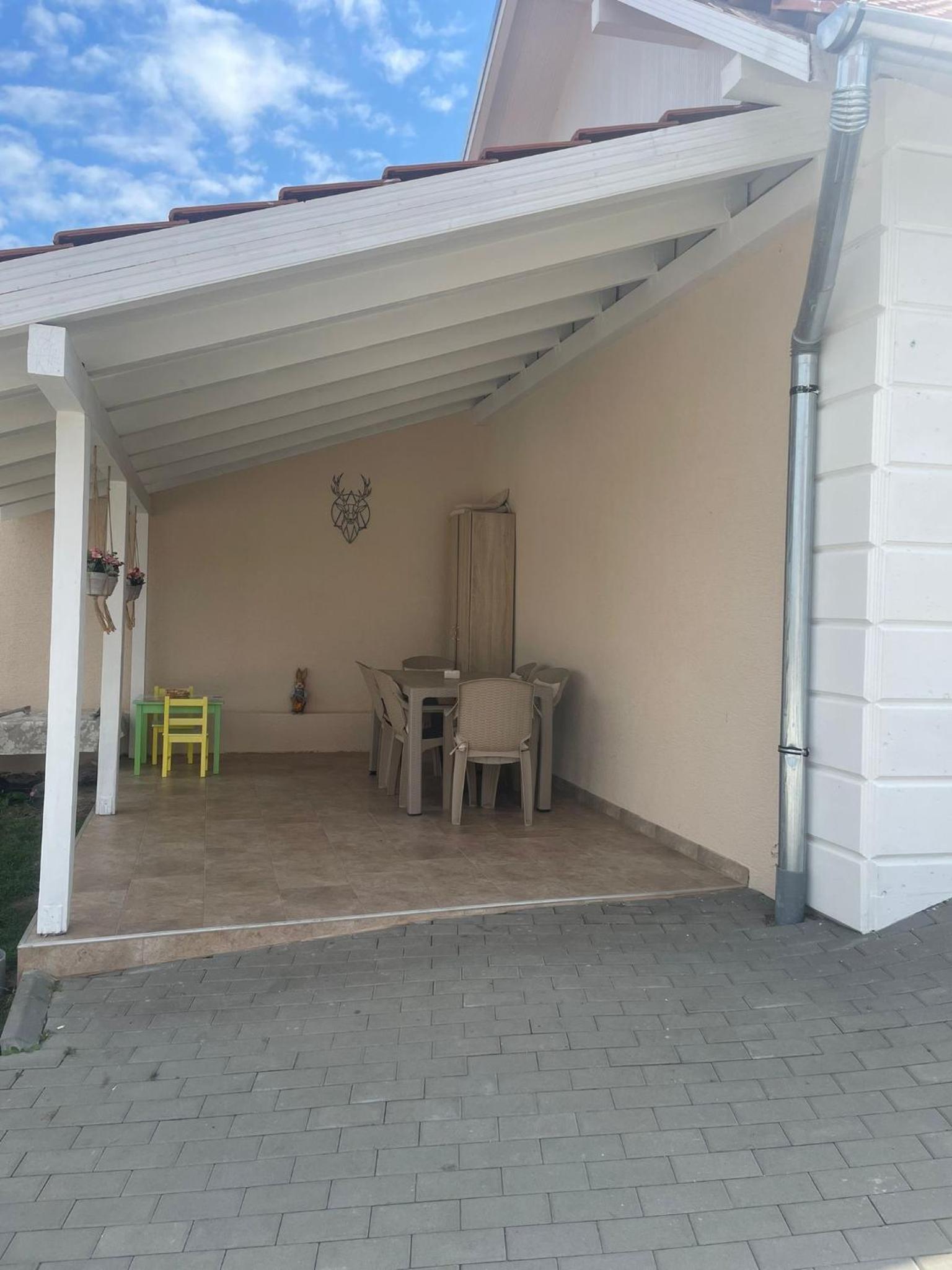 Two-Bedroom House photo 2