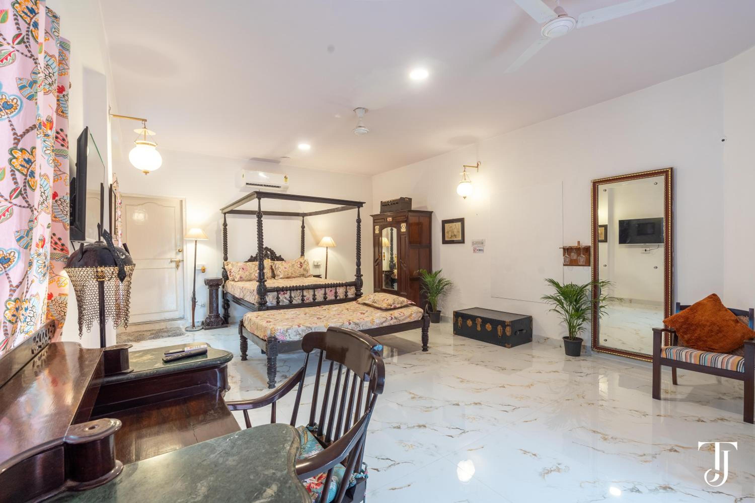 Triple Room with Terrace