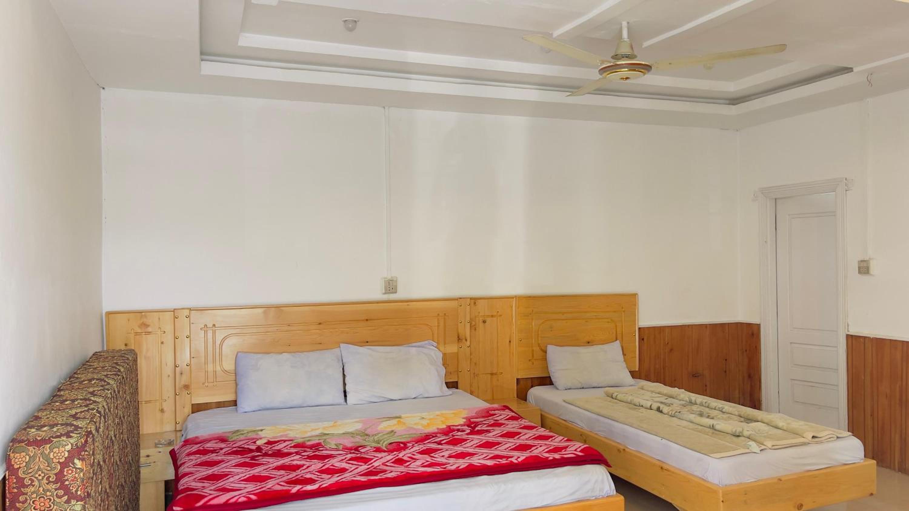 Triple Room With Private Bathroom photo 2