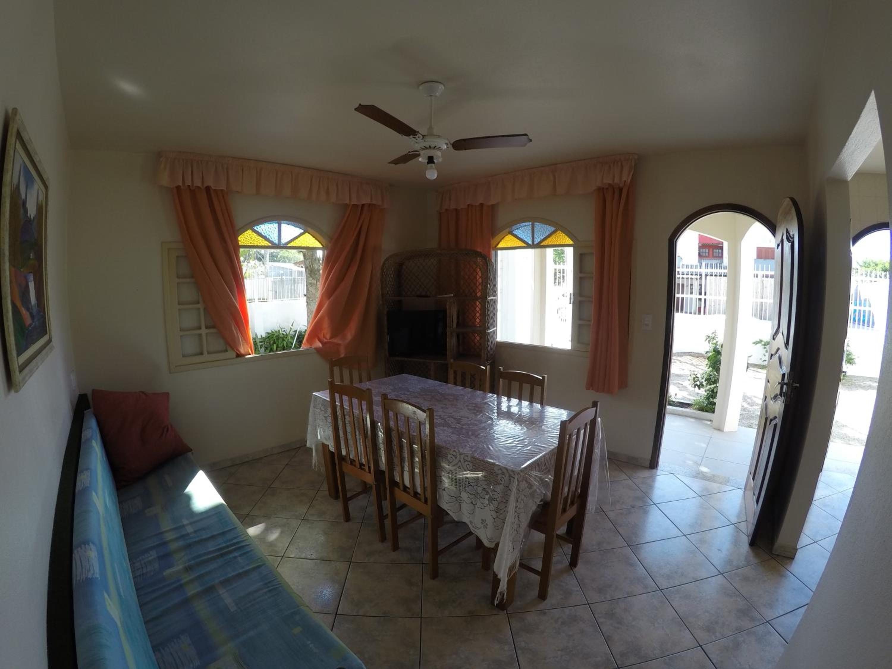Two-Bedroom Apartment - Photo 5