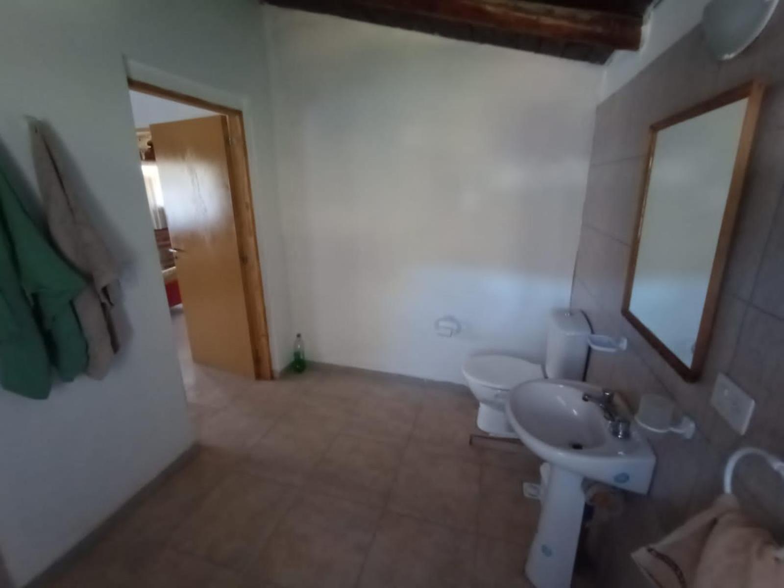 One-Bedroom House photo 2