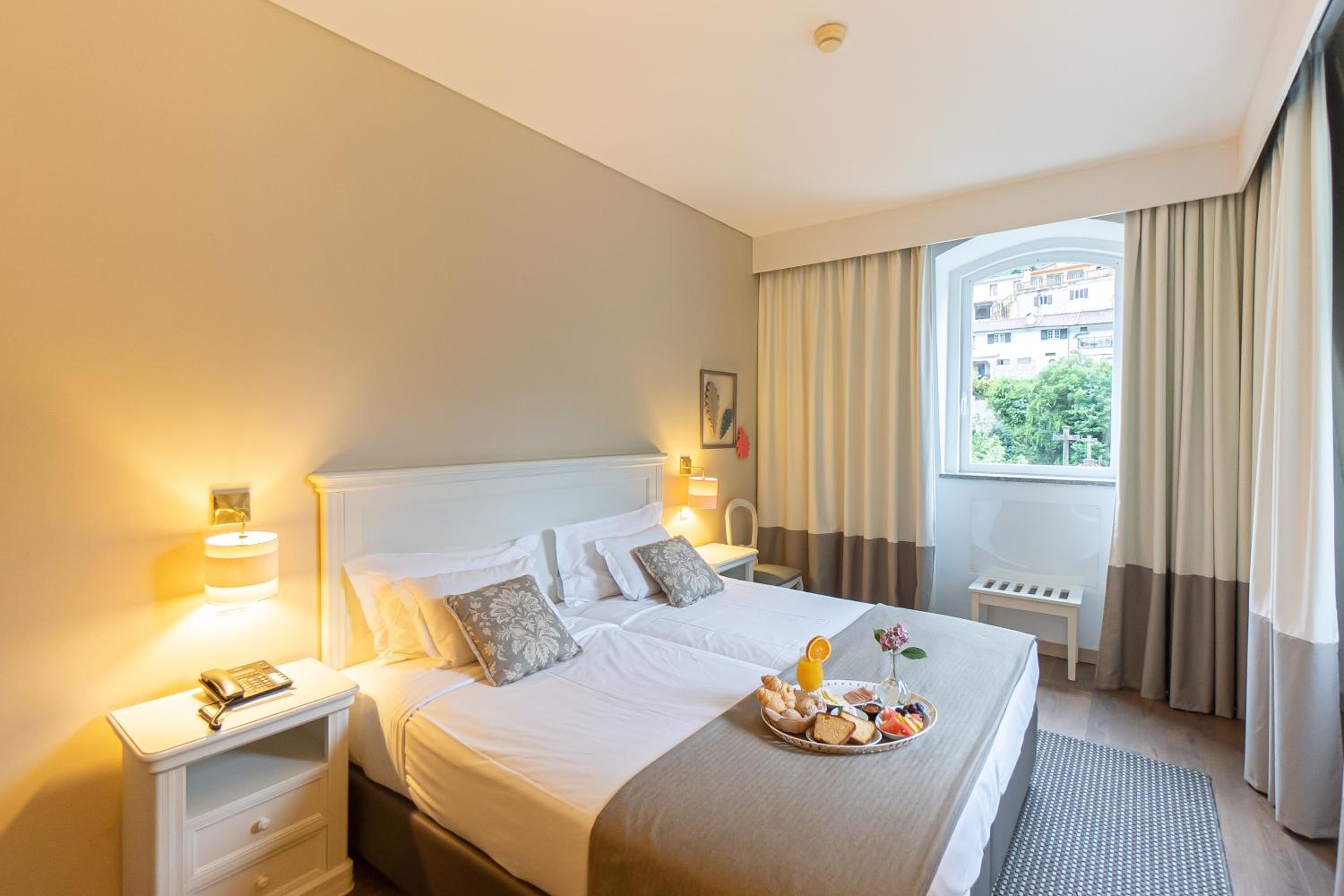 Twin Room with Spa Package