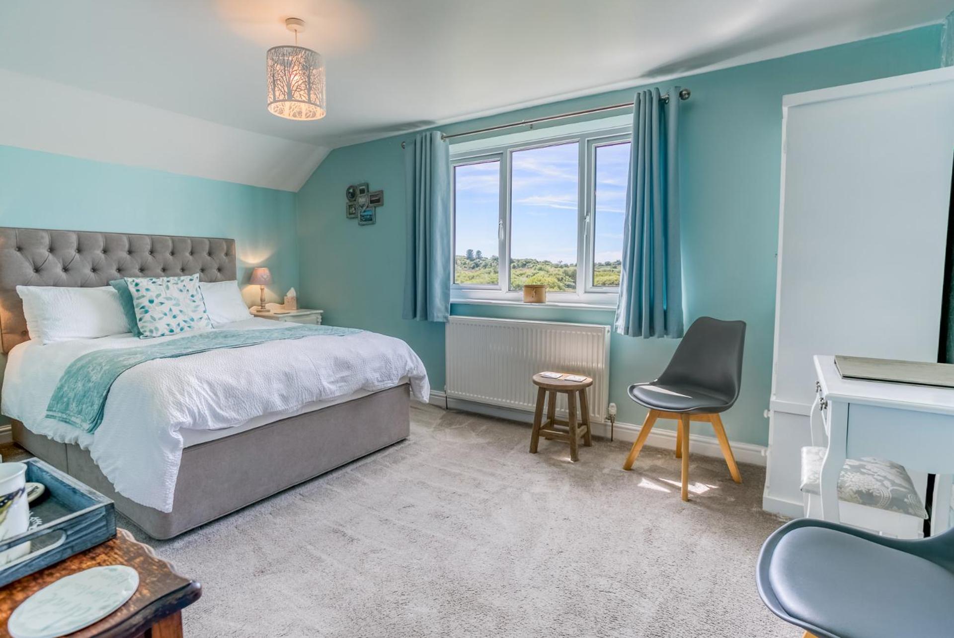 Deluxe King Room photo 1