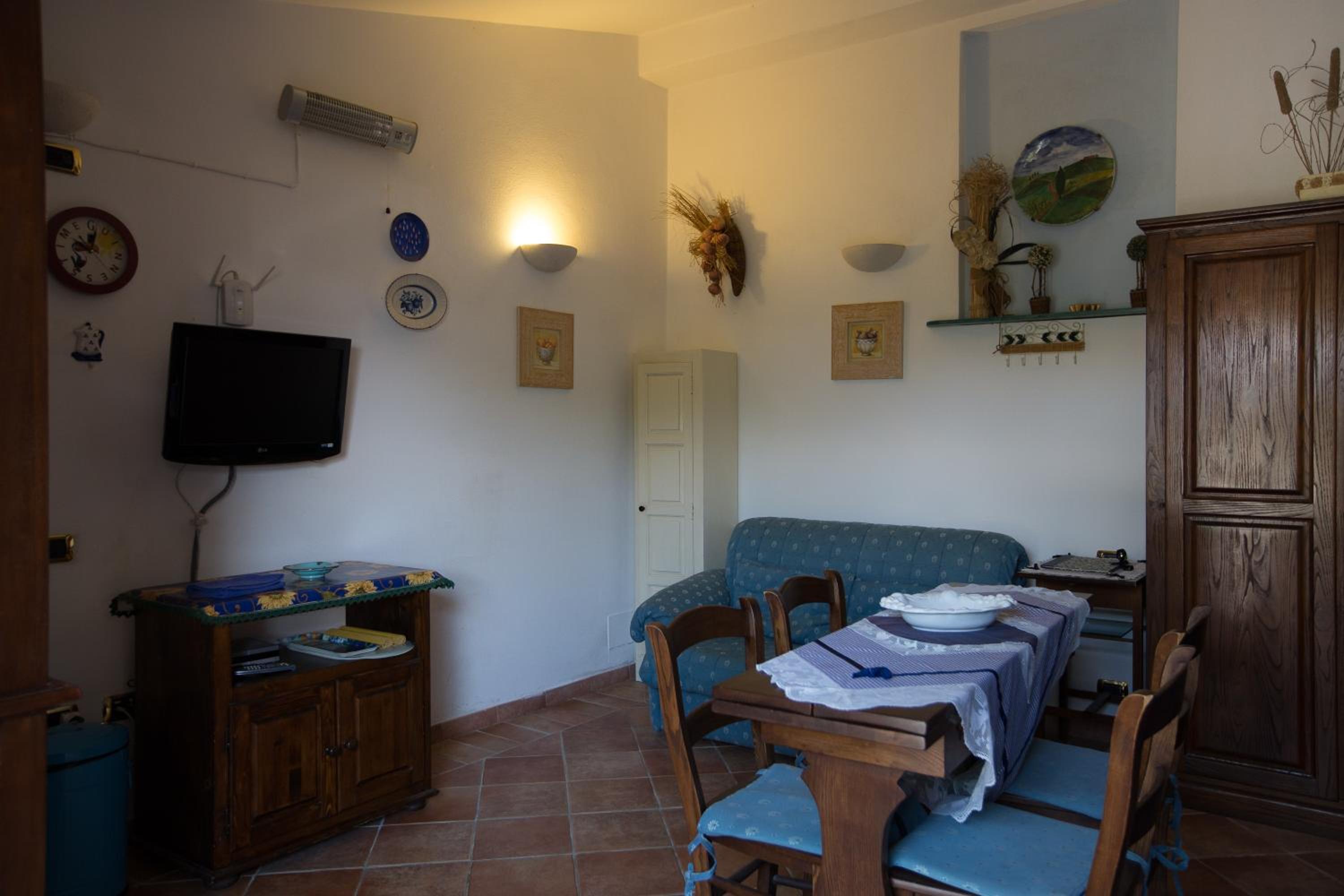 Studio (2 Adults) - Photo 7
