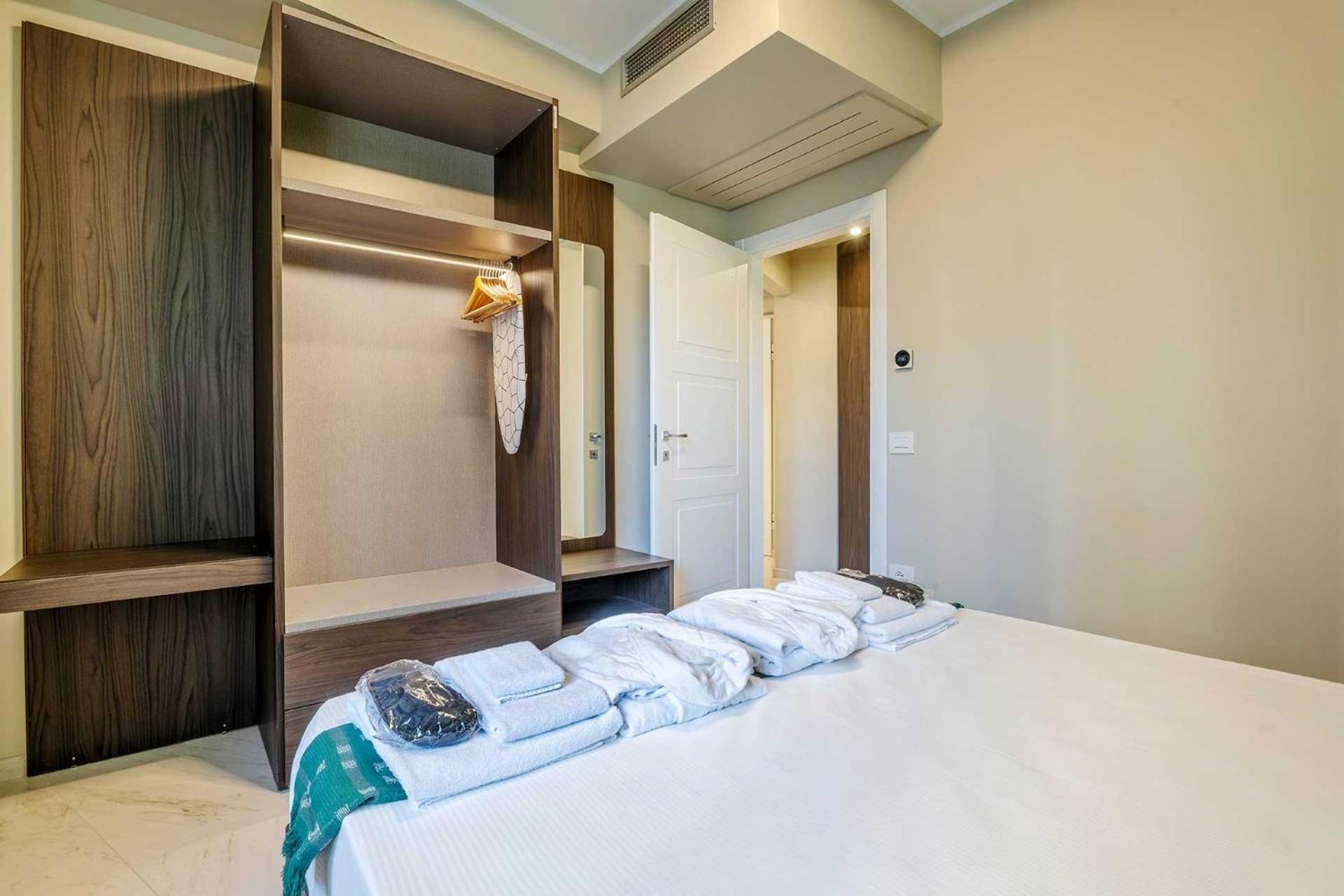 One-Bedroom Standard Apartment