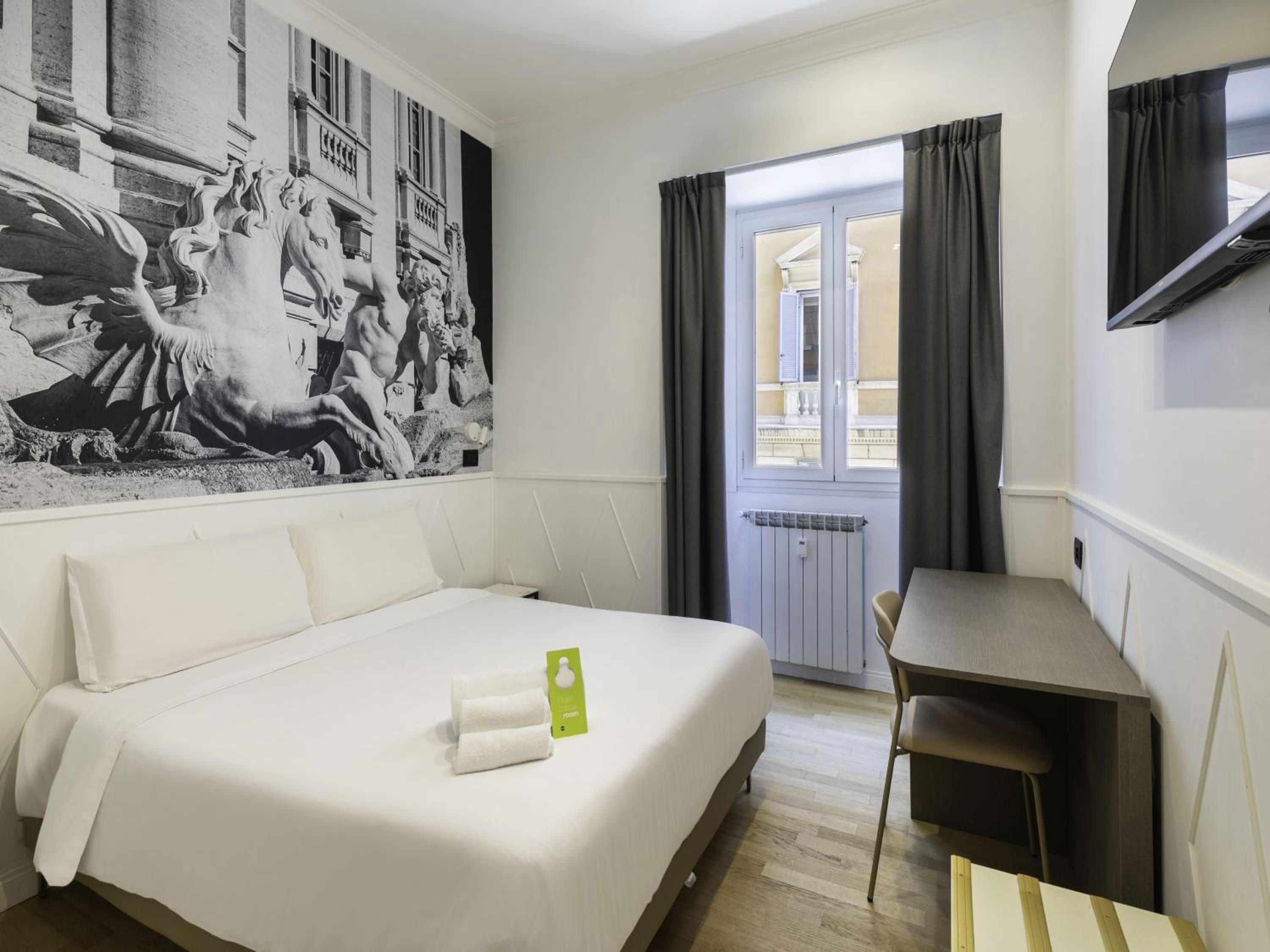 Double Room - Photo 1