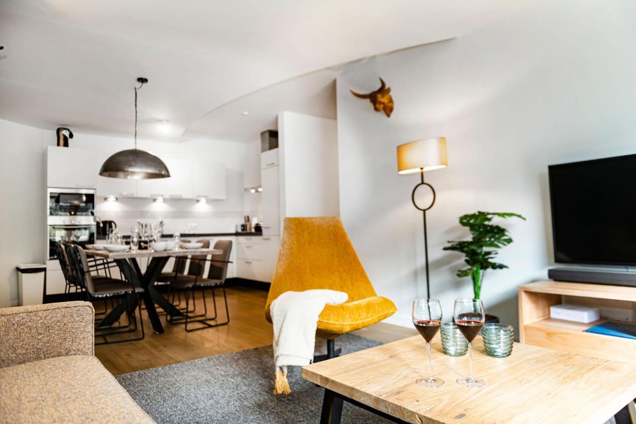 Two-Bedroom Apartment with Balcony or Terrace (K5) photo 1