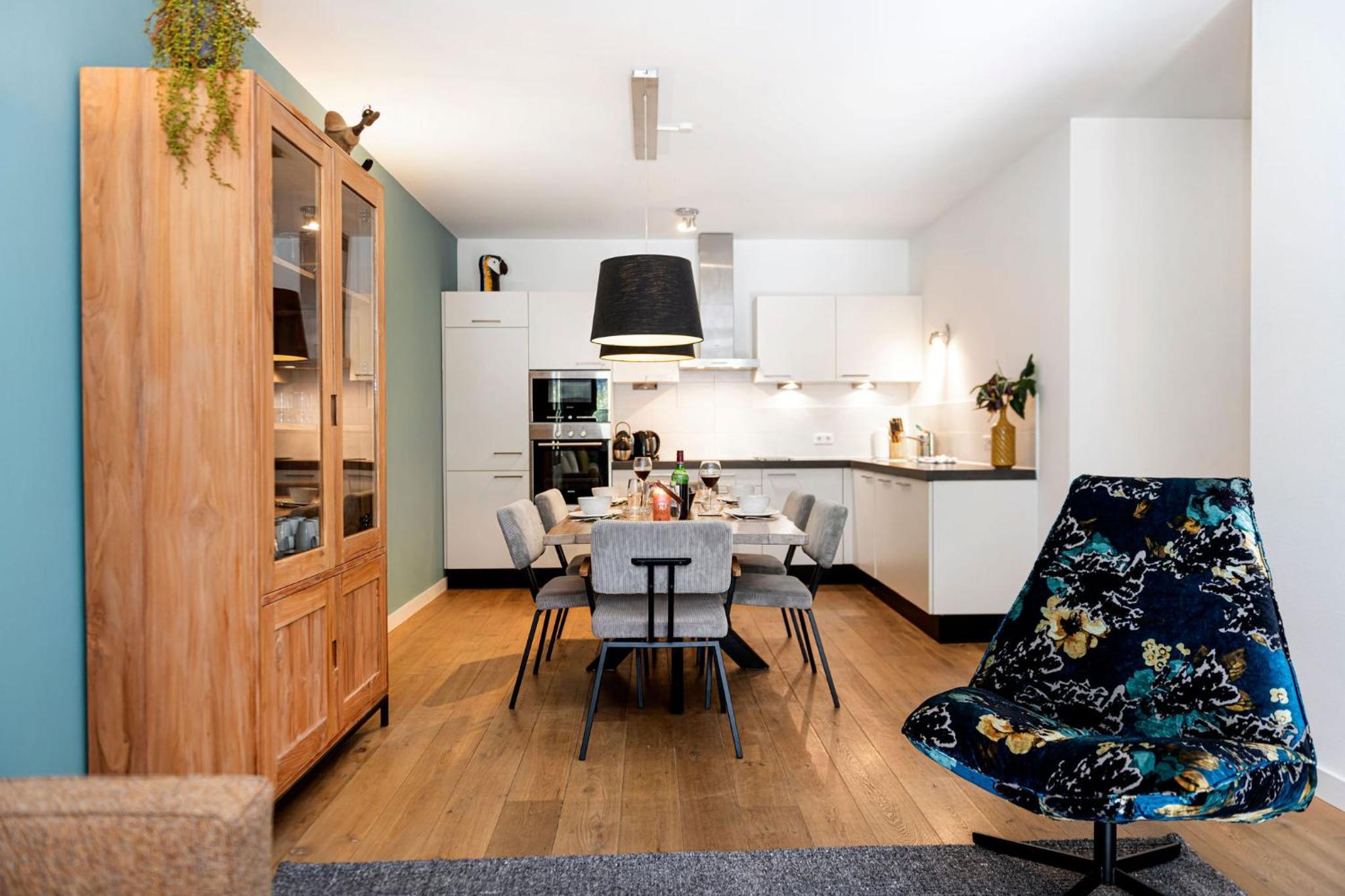 Two-Bedroom Apartment with Balcony or Terrace (K5) photo 3