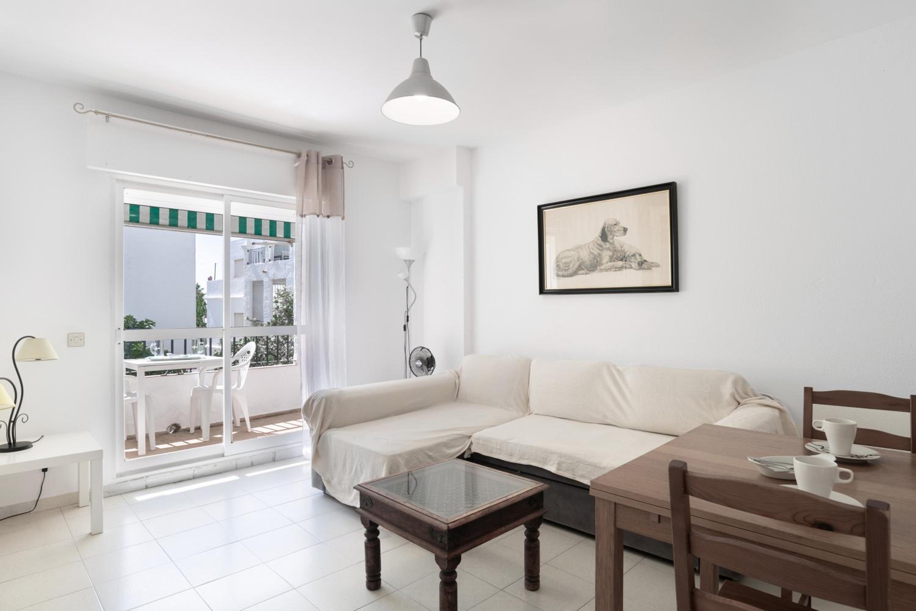 Apartamento de un dormitorio superior con balcón