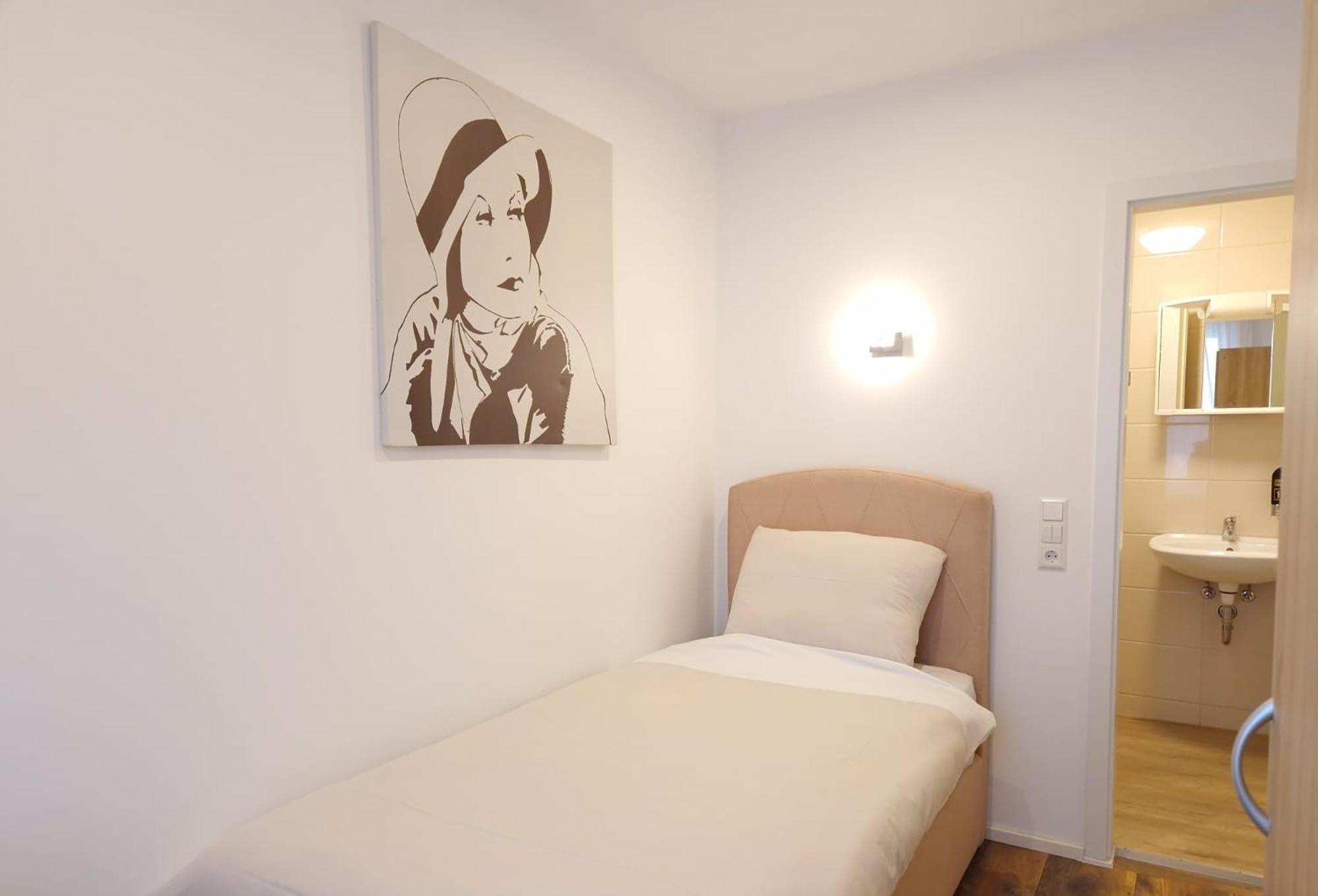 Economy Single Room photo 3