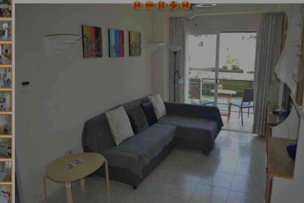 Deluxe Two-Bedroom Apartment with Garden View photo 2
