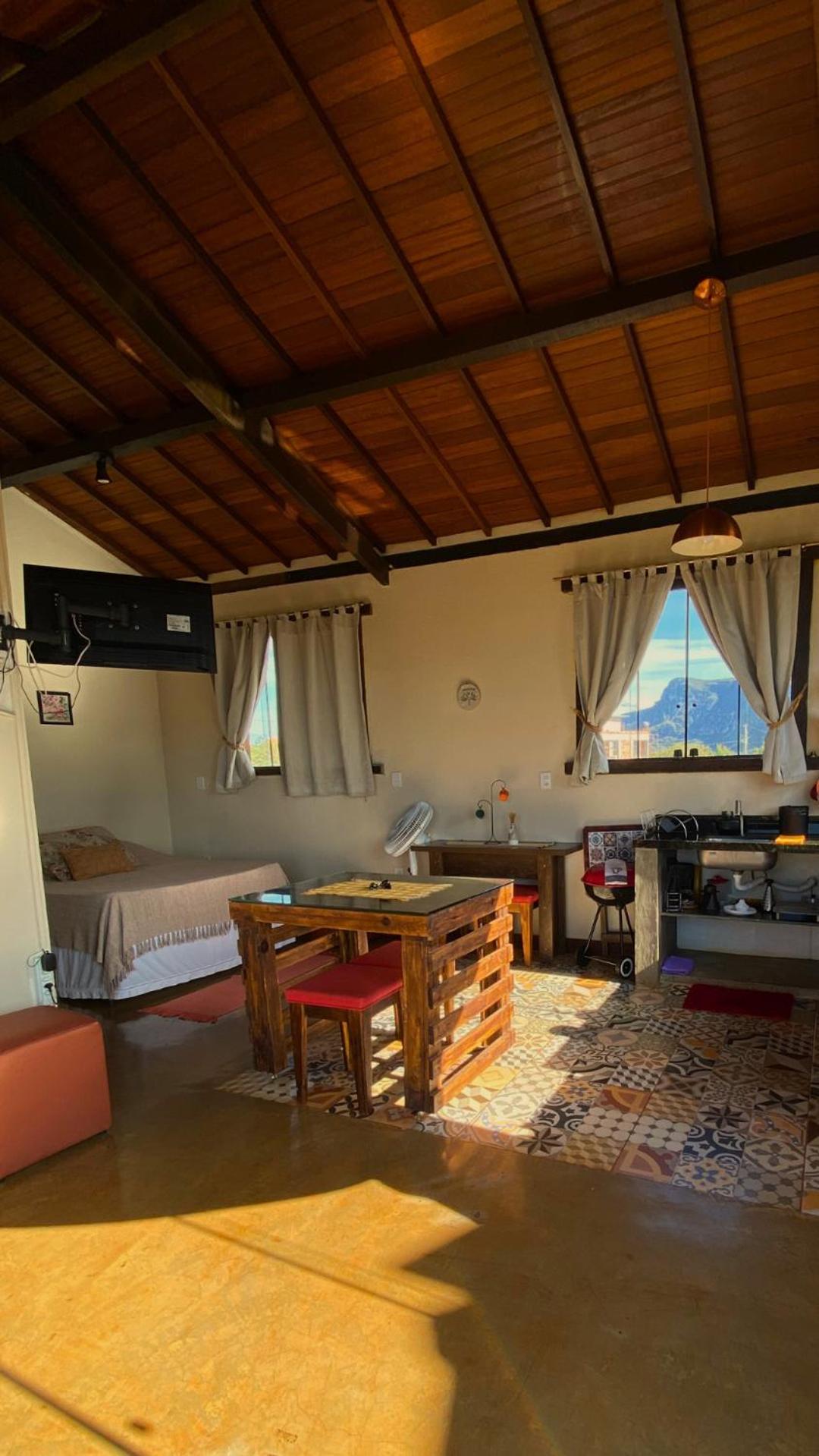 One-Bedroom Loft Apartment with Balcony photo 1