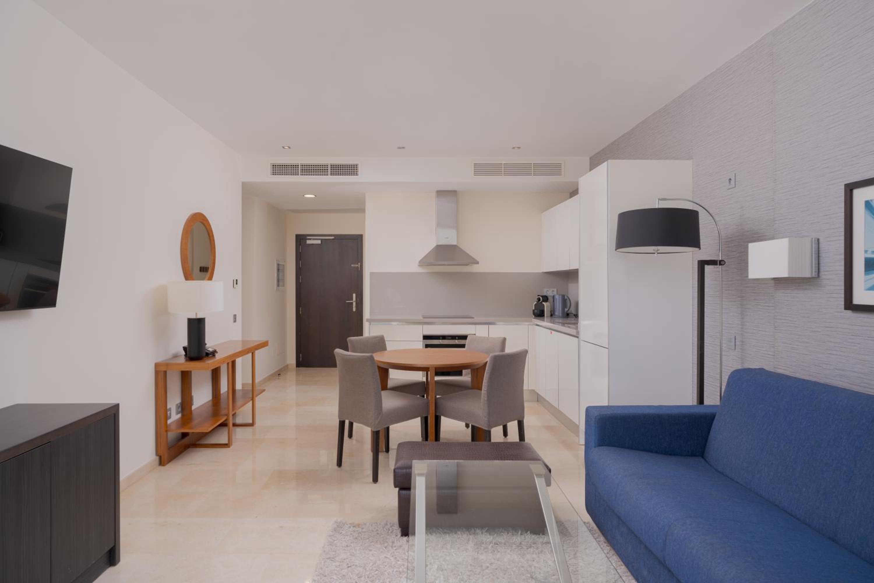 Junior Suite with Garden View - Photo 7