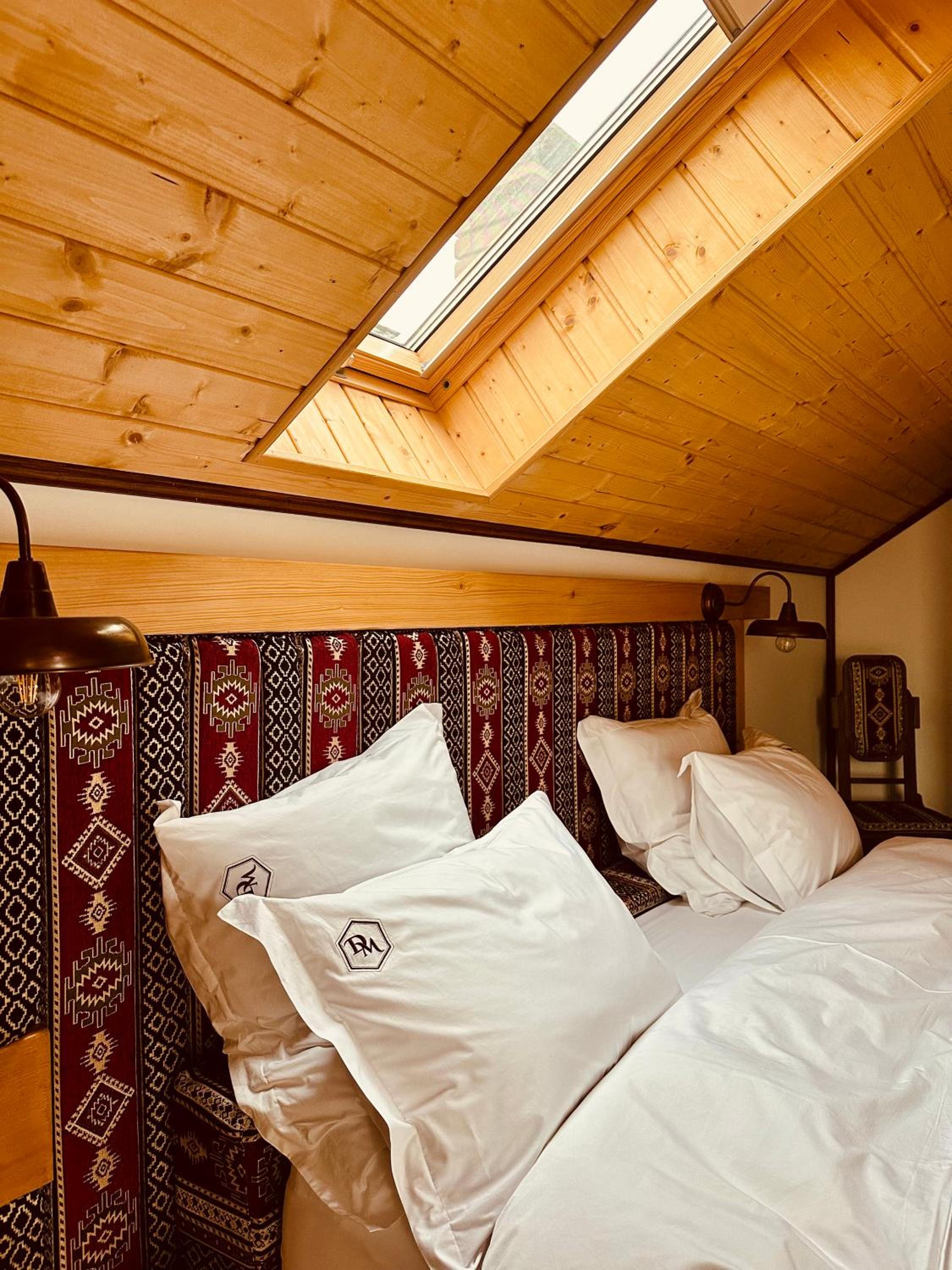 Deluxe Double Room photo 3