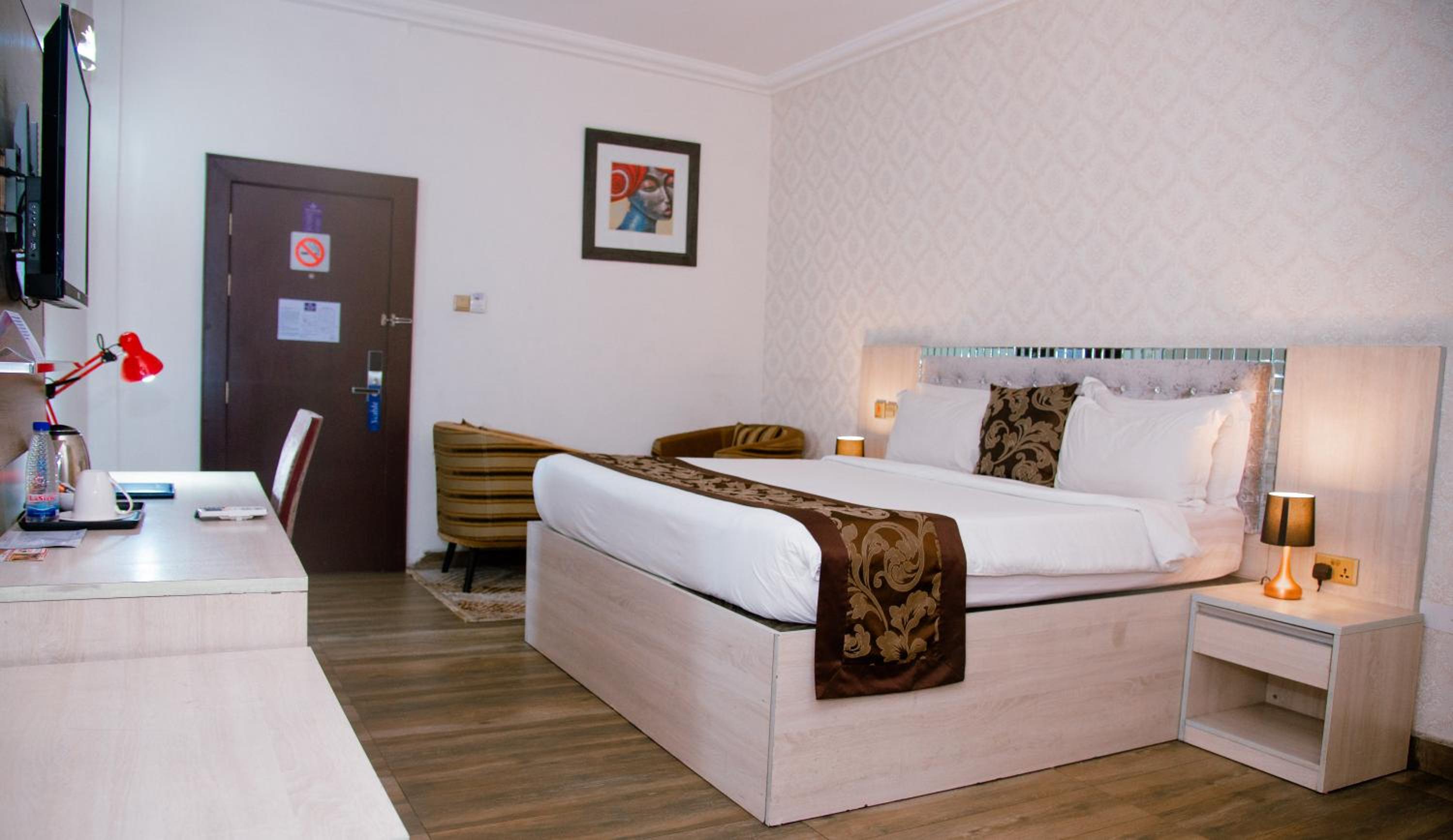 Executive Suite