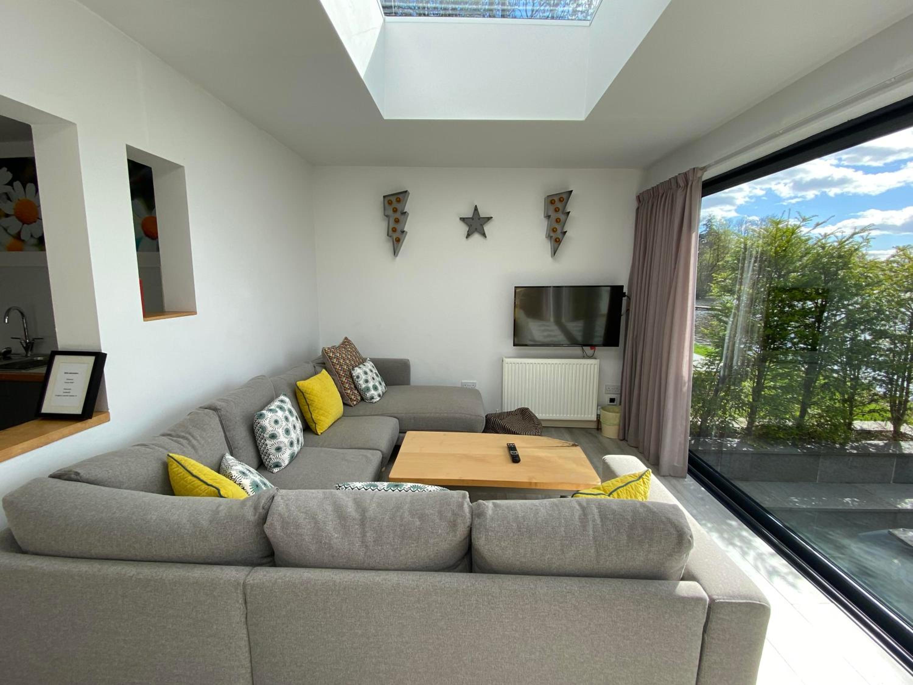 Mallard - 3 Bedroom Luxury Waterfront Chalet