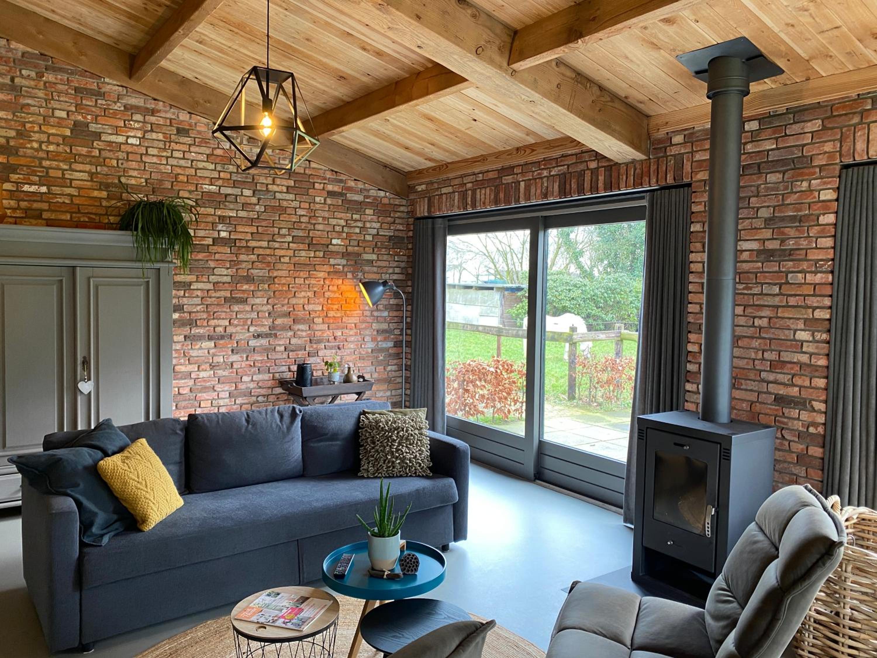One-Bedroom House photo 2