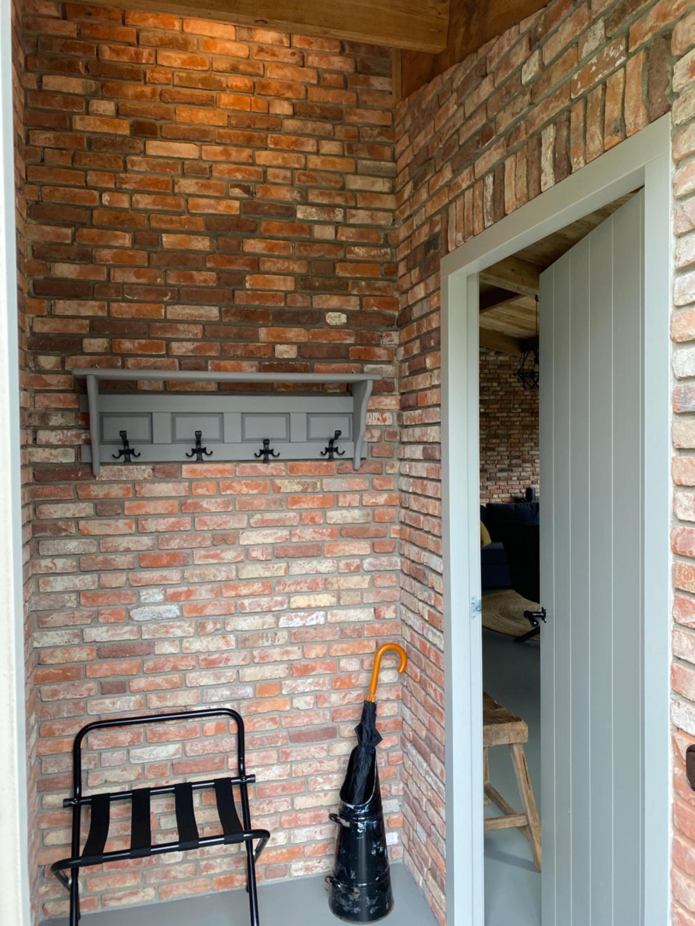 One-Bedroom House photo 3