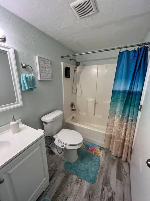 Two-Bedroom House photo 2