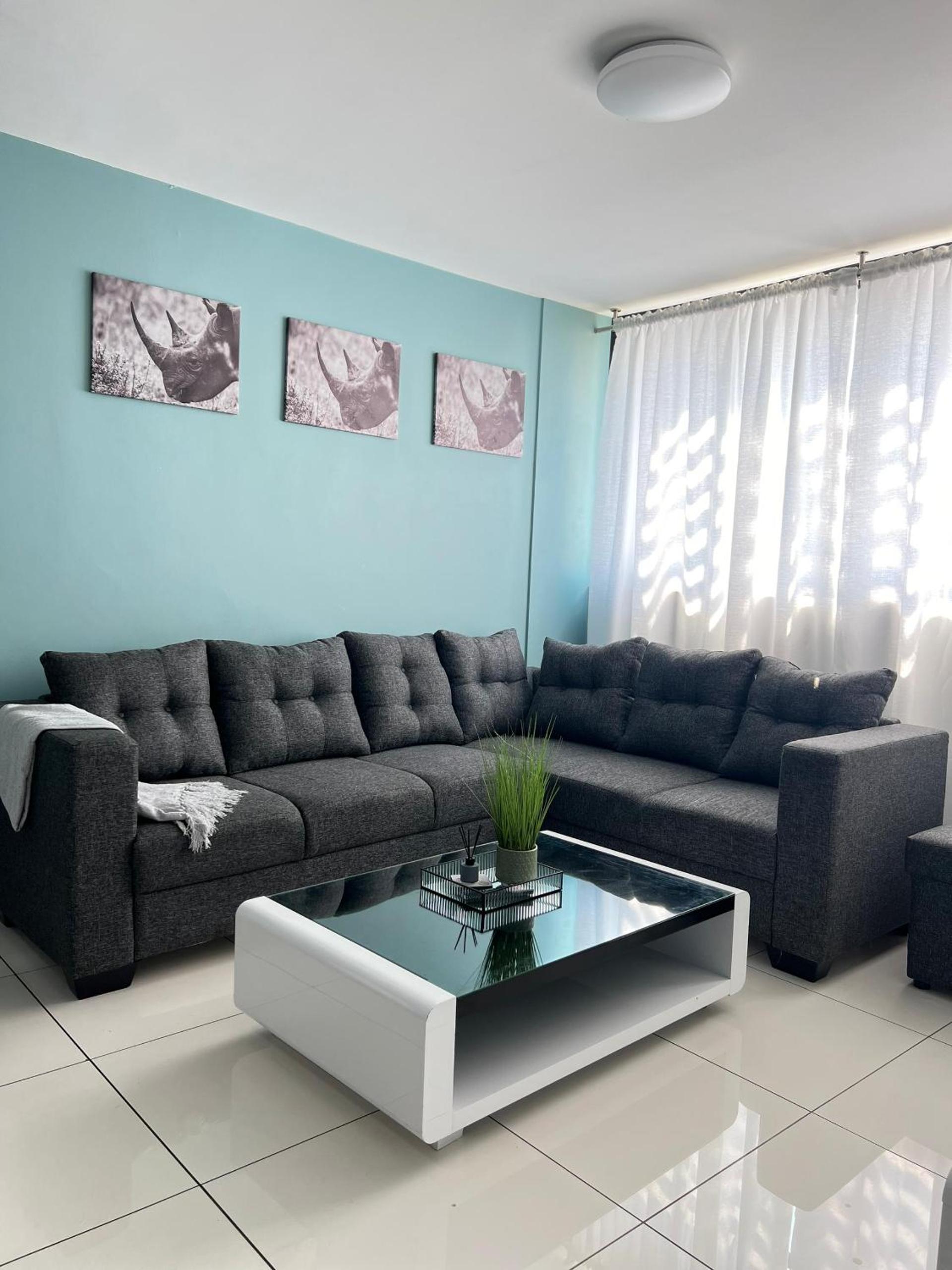 Family Two-Bedroom Apartment with View photo 1