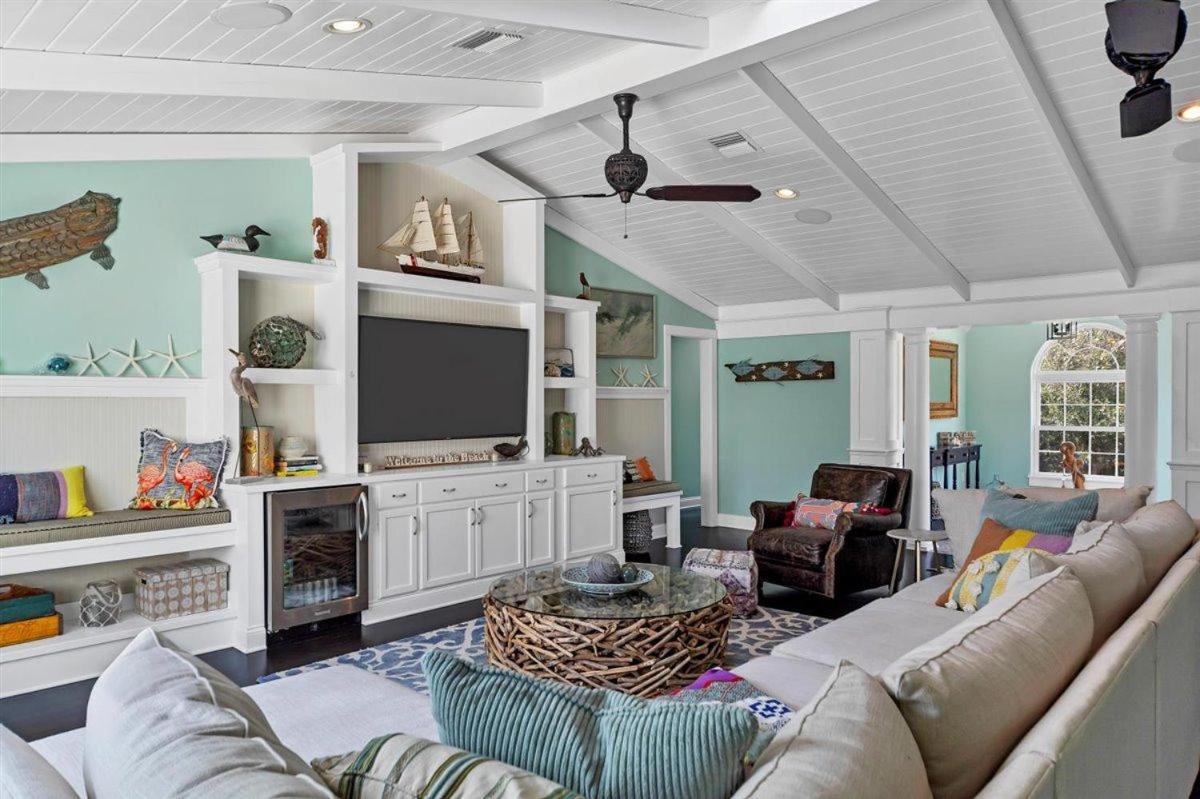 Five-Bedroom Holiday Home photo 1