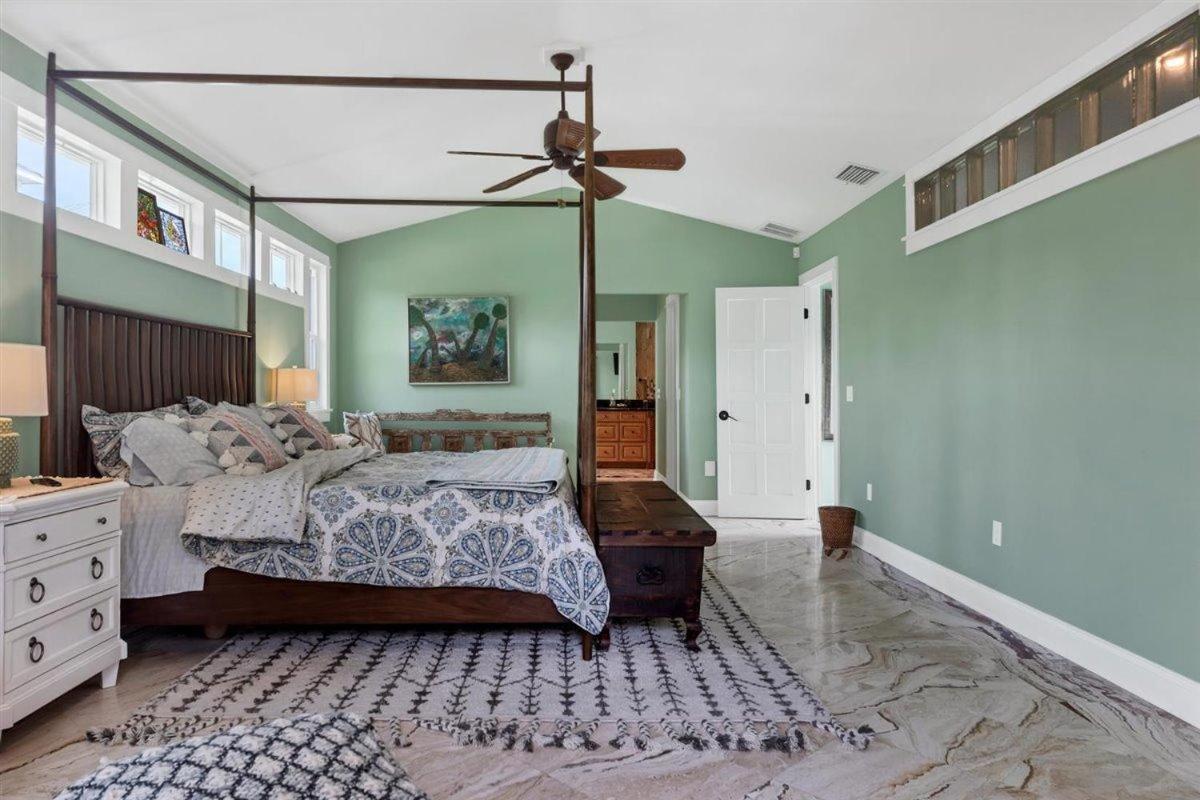Five-Bedroom Holiday Home photo 2