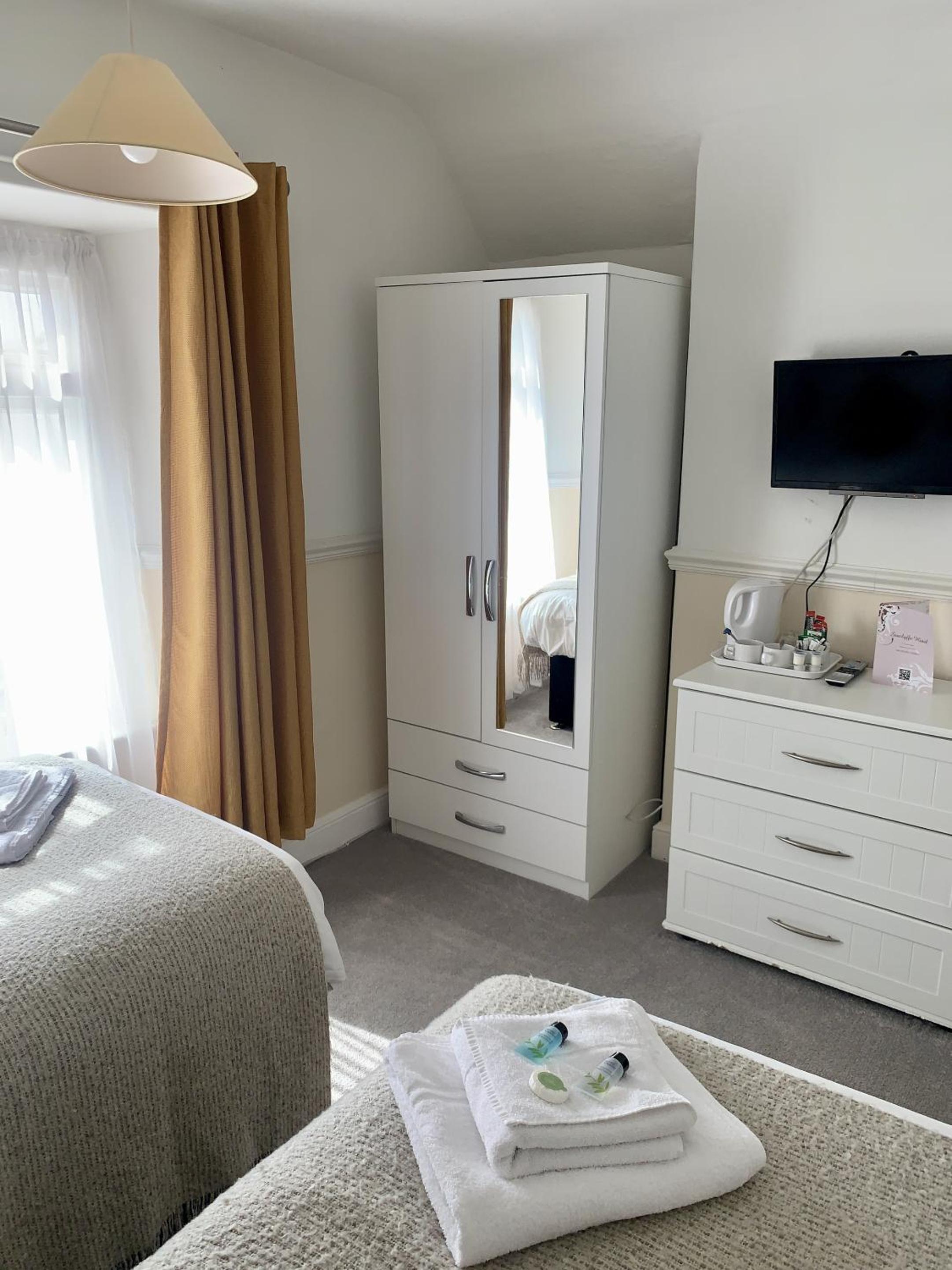 Twin Room With Private Bathroom