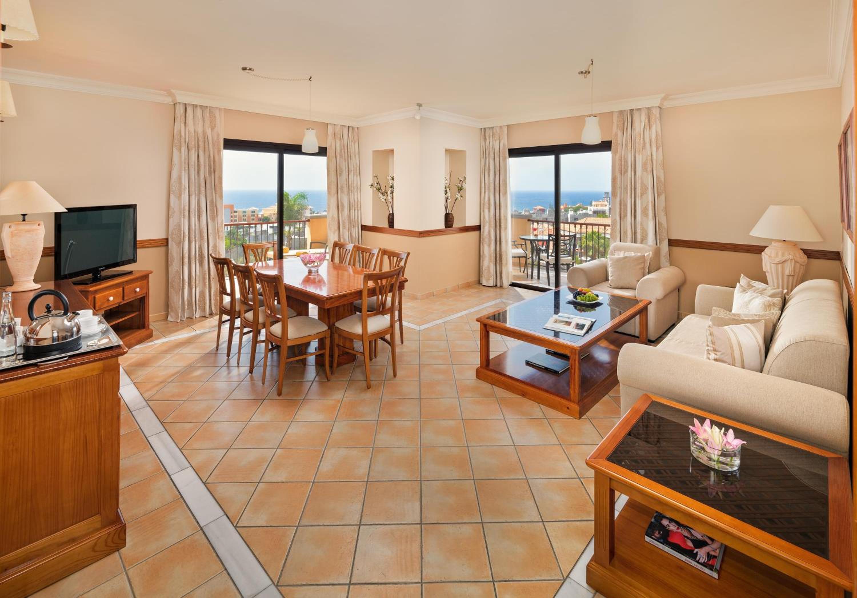 Royal Suite (4 Adults) thumbnail 5