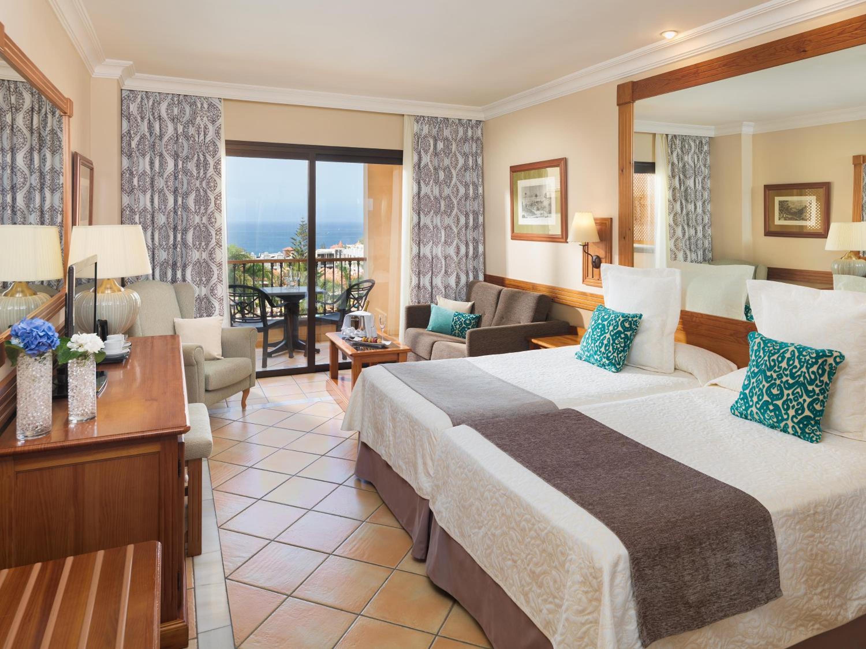 Superior Room (2 Adults)