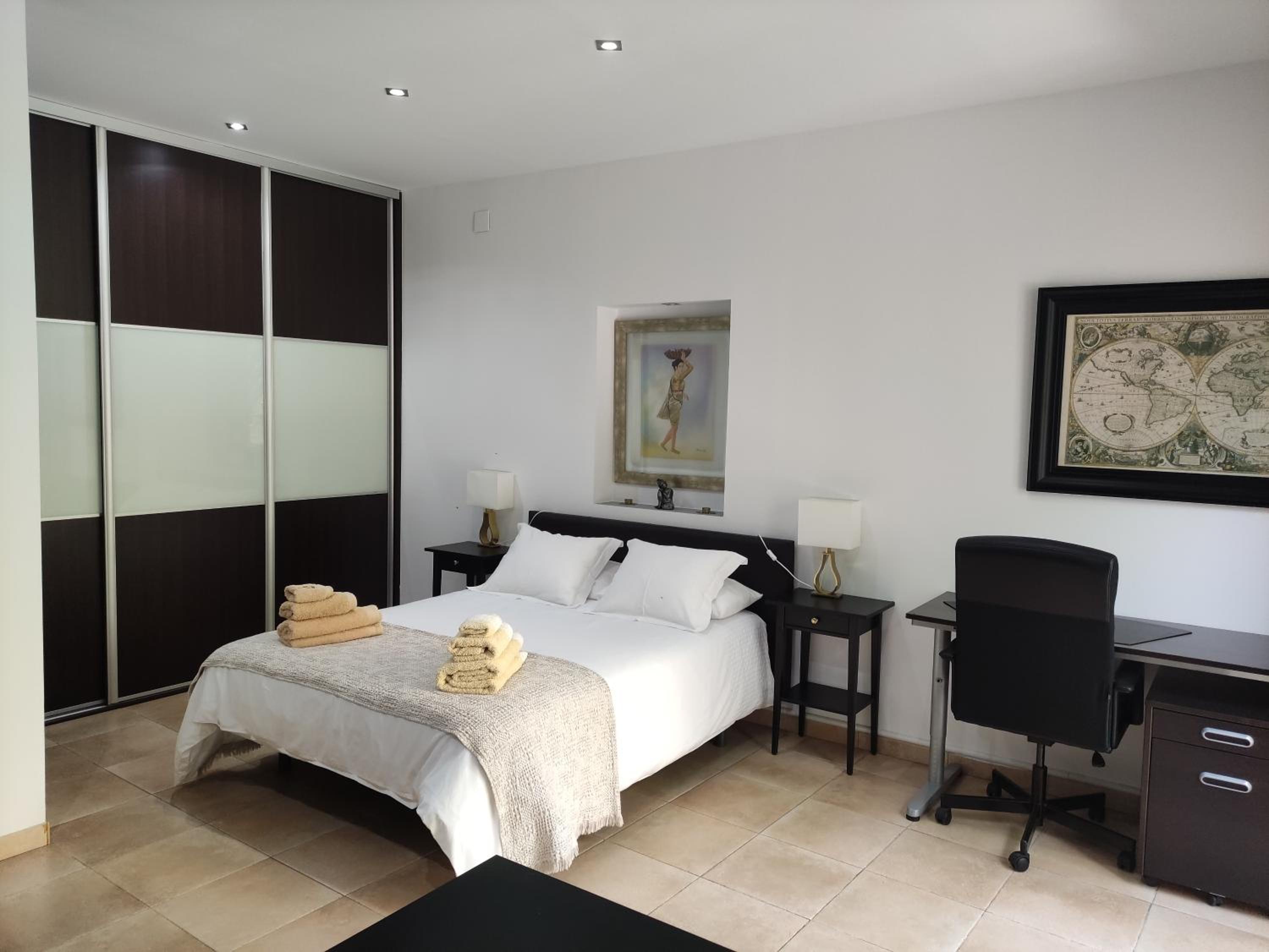 Habitación Doble con Baño Privado