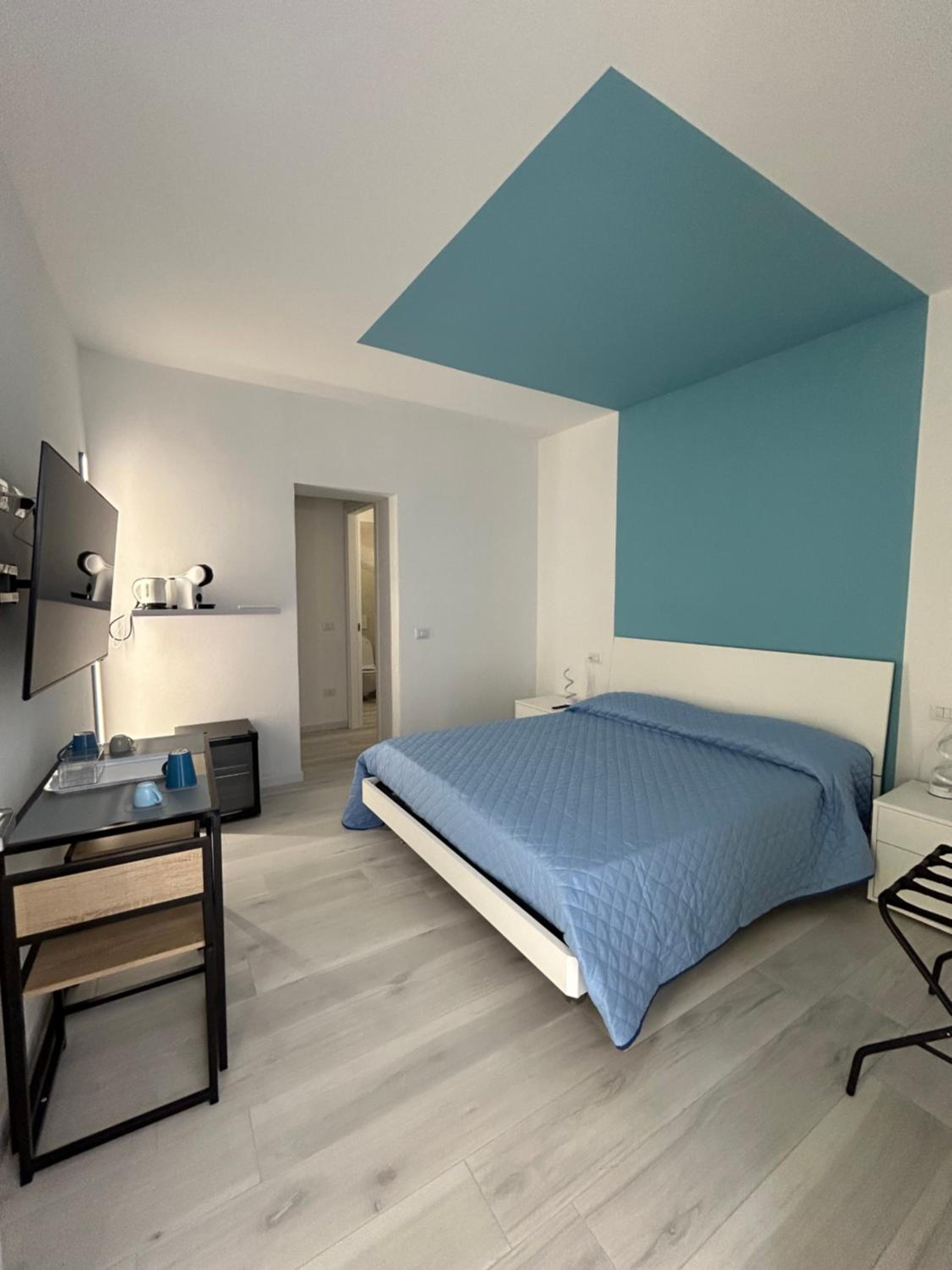 Large Double Room photo 1