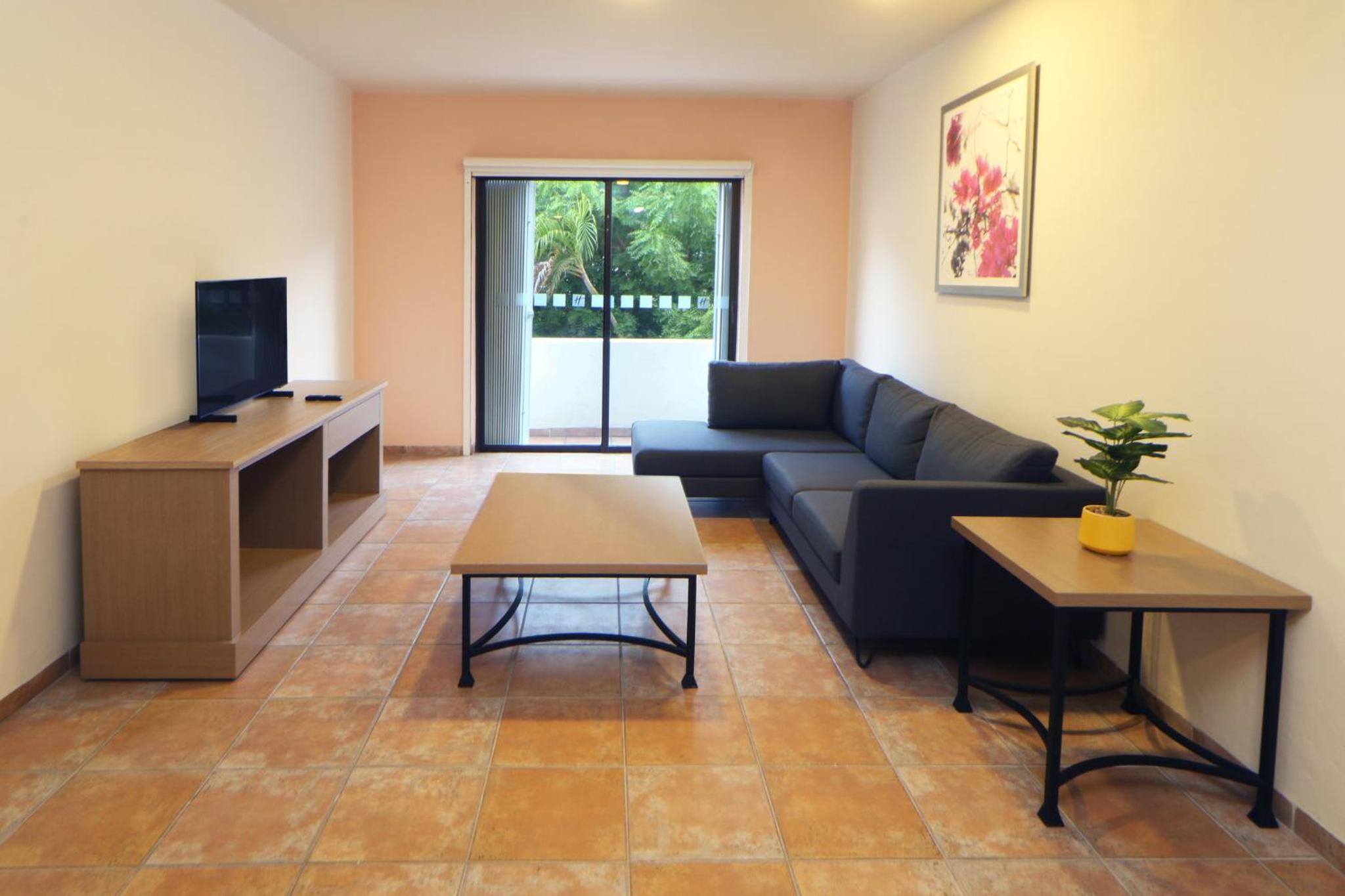 One-Bedroom King Suite - Photo 2