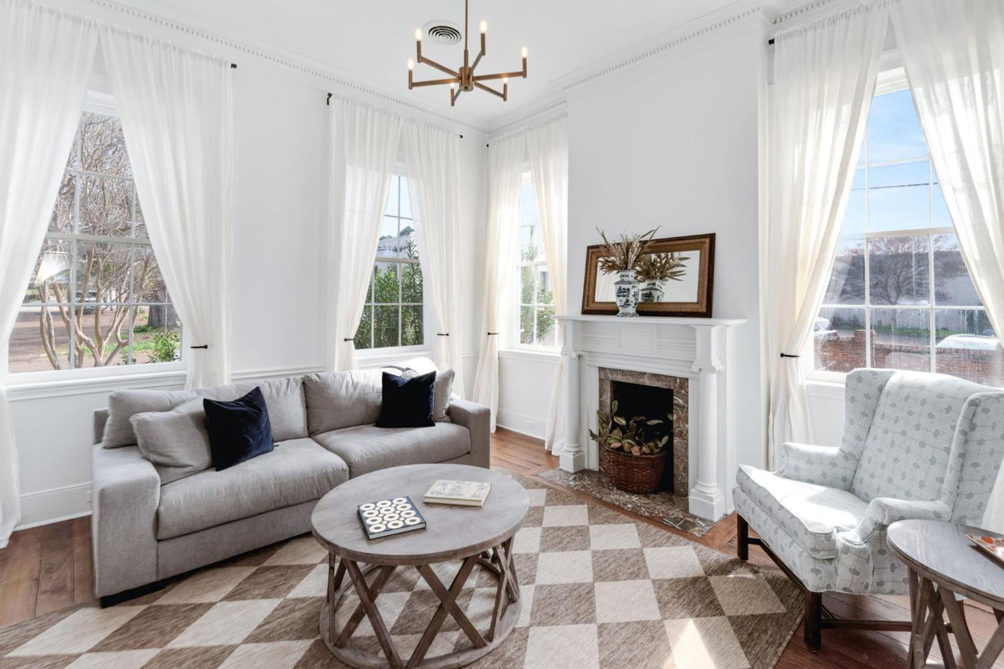 Three-Bedroom House - Photo 16