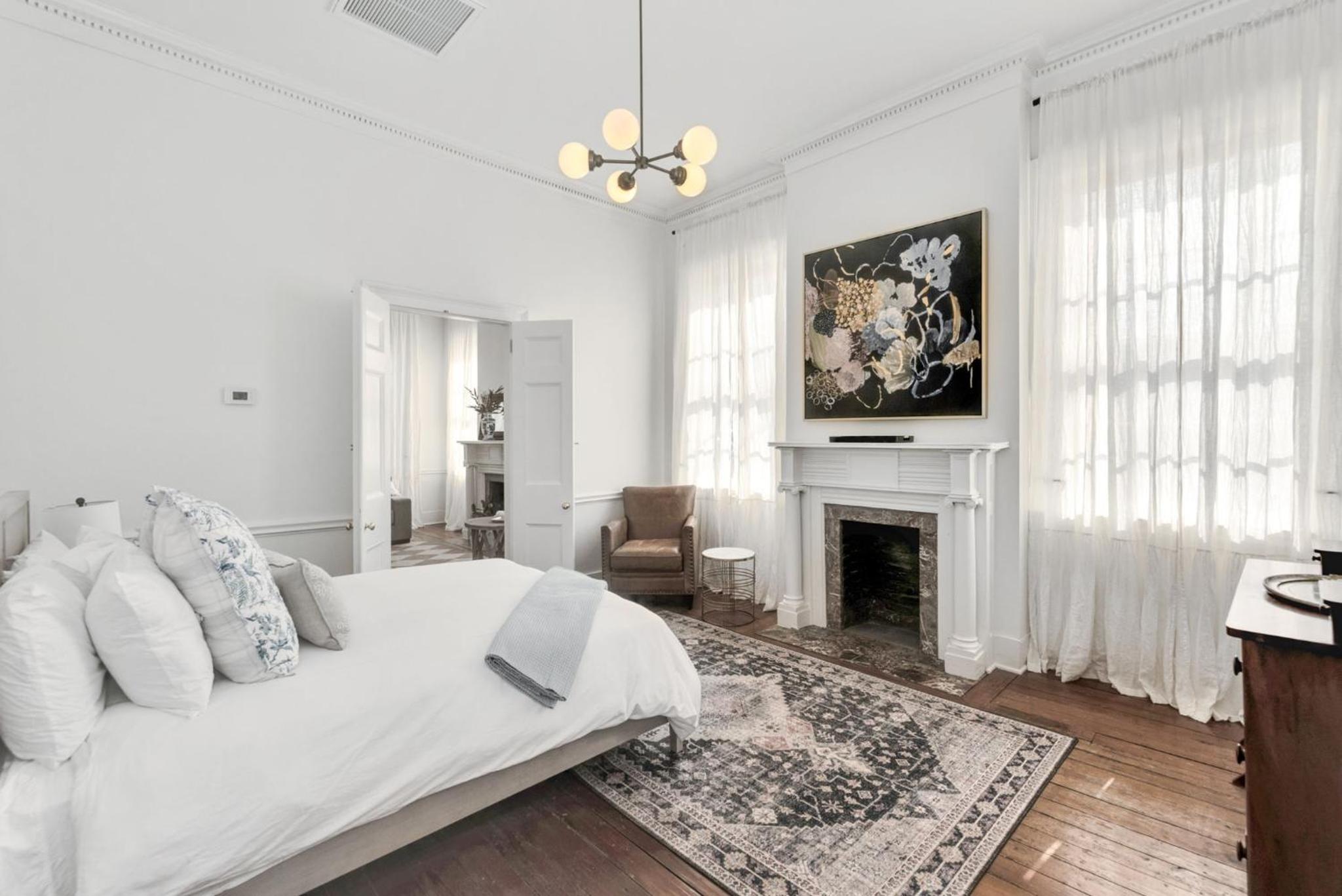 Three-Bedroom House - Photo 20