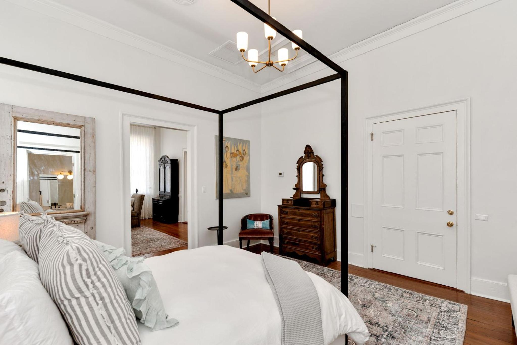 Three-Bedroom House - Photo 26
