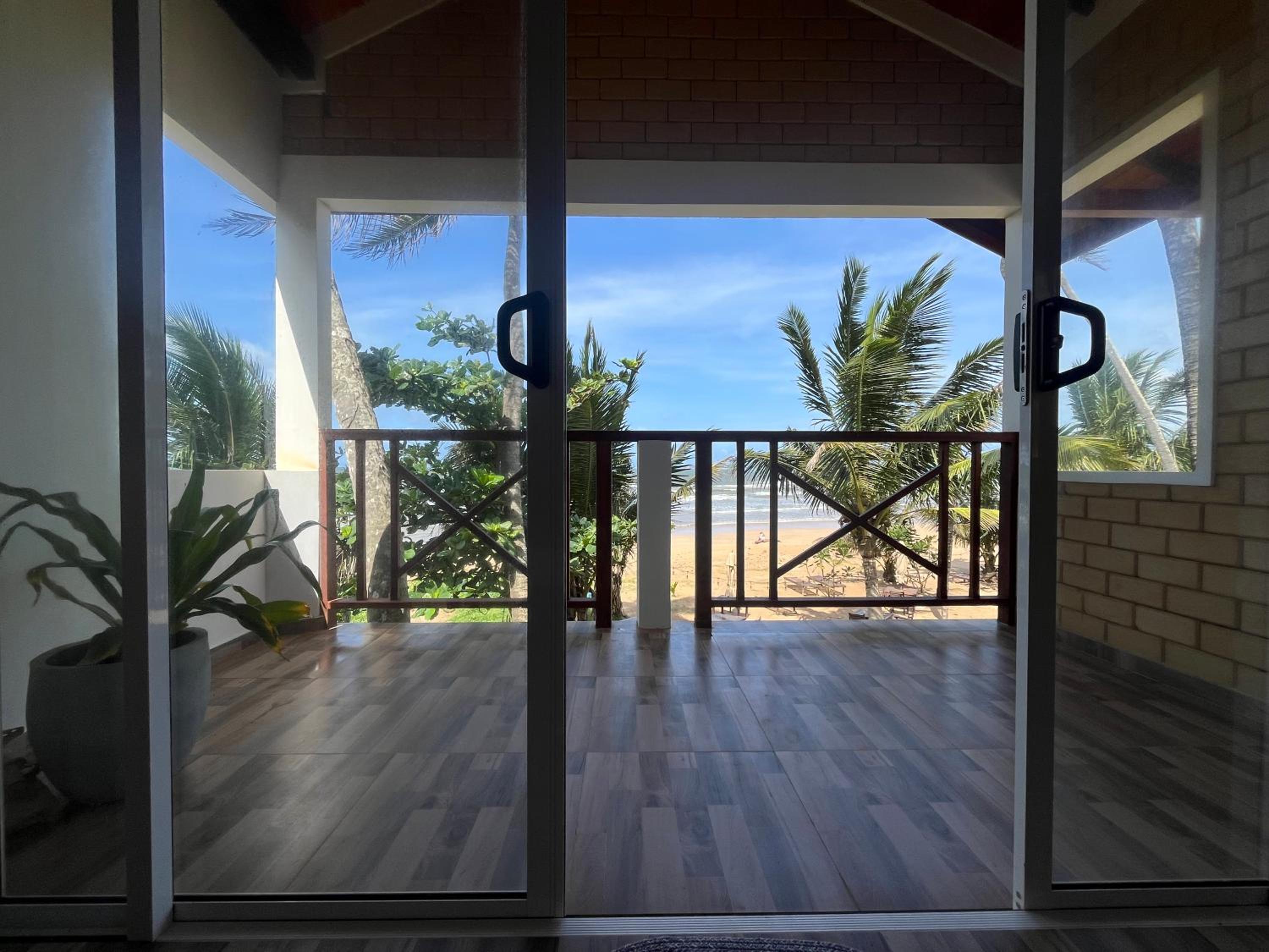 Deluxe Double Room With Balcony And Sea View photo 2