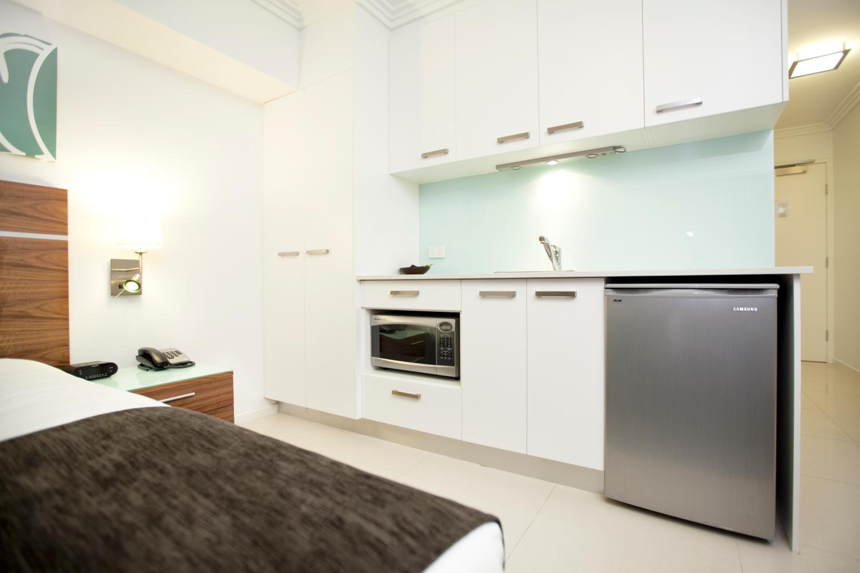 Studio Apartment - Photo 5
