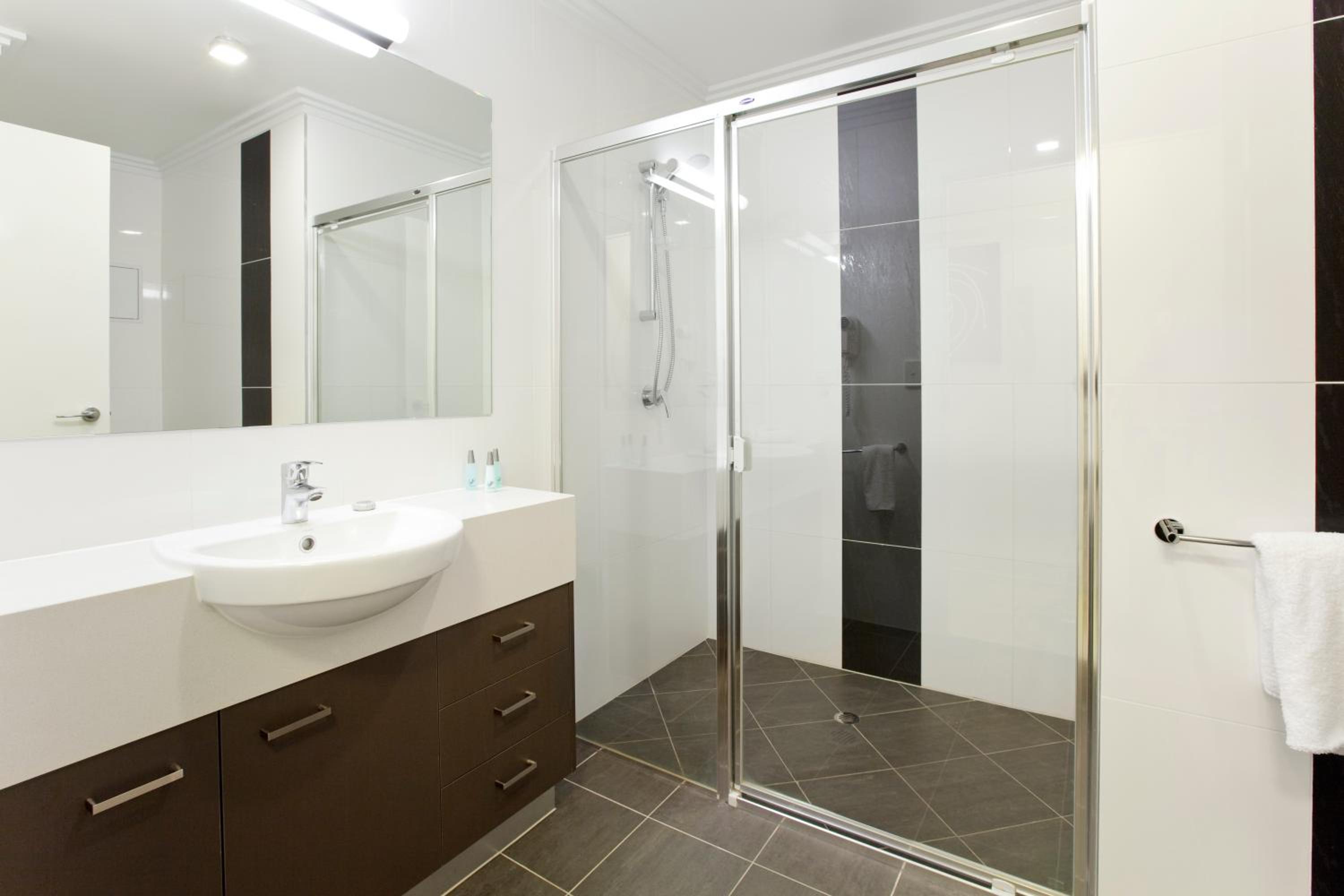 Deluxe Twin Room - Photo 4