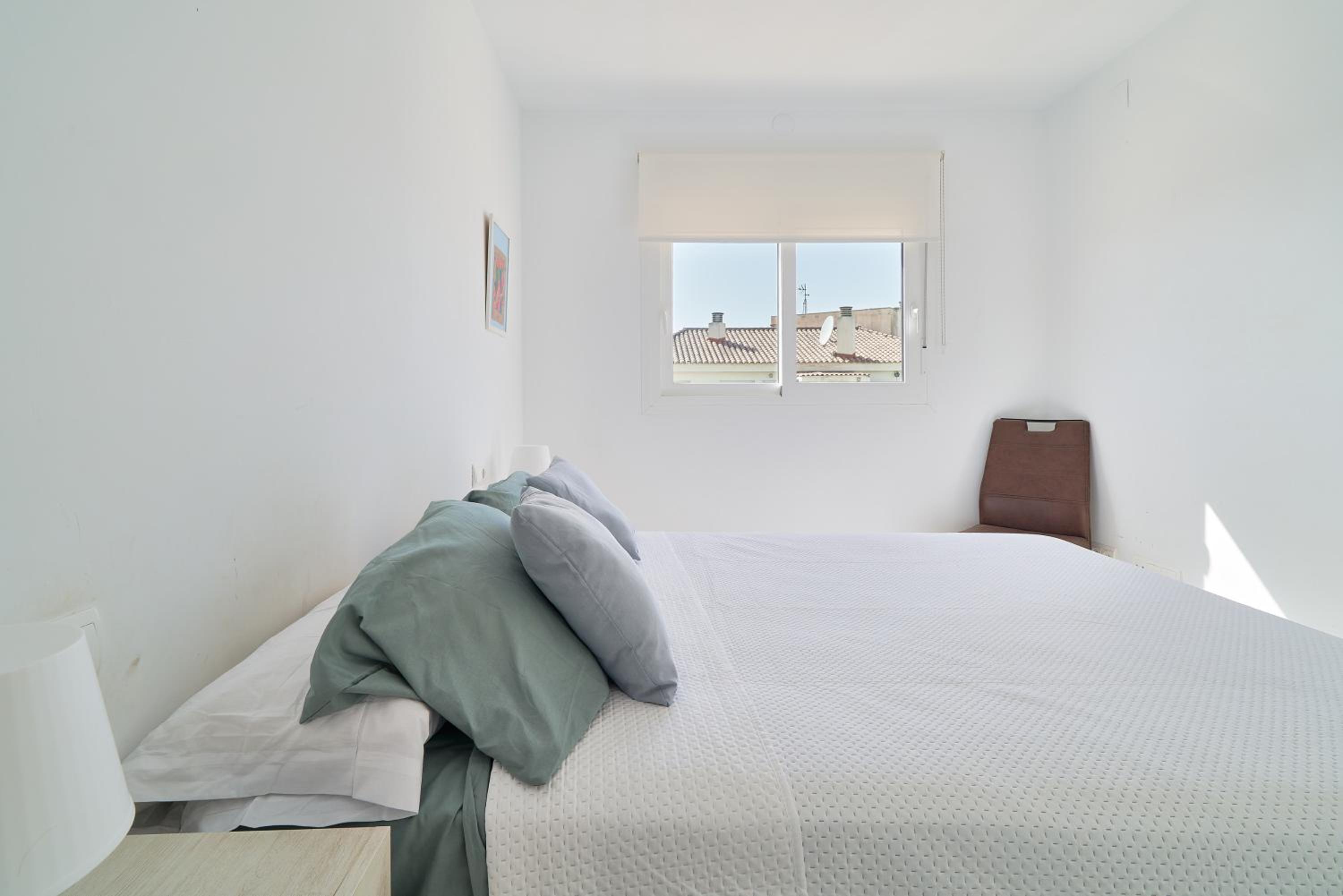 One-Bedroom Apartment photo 3