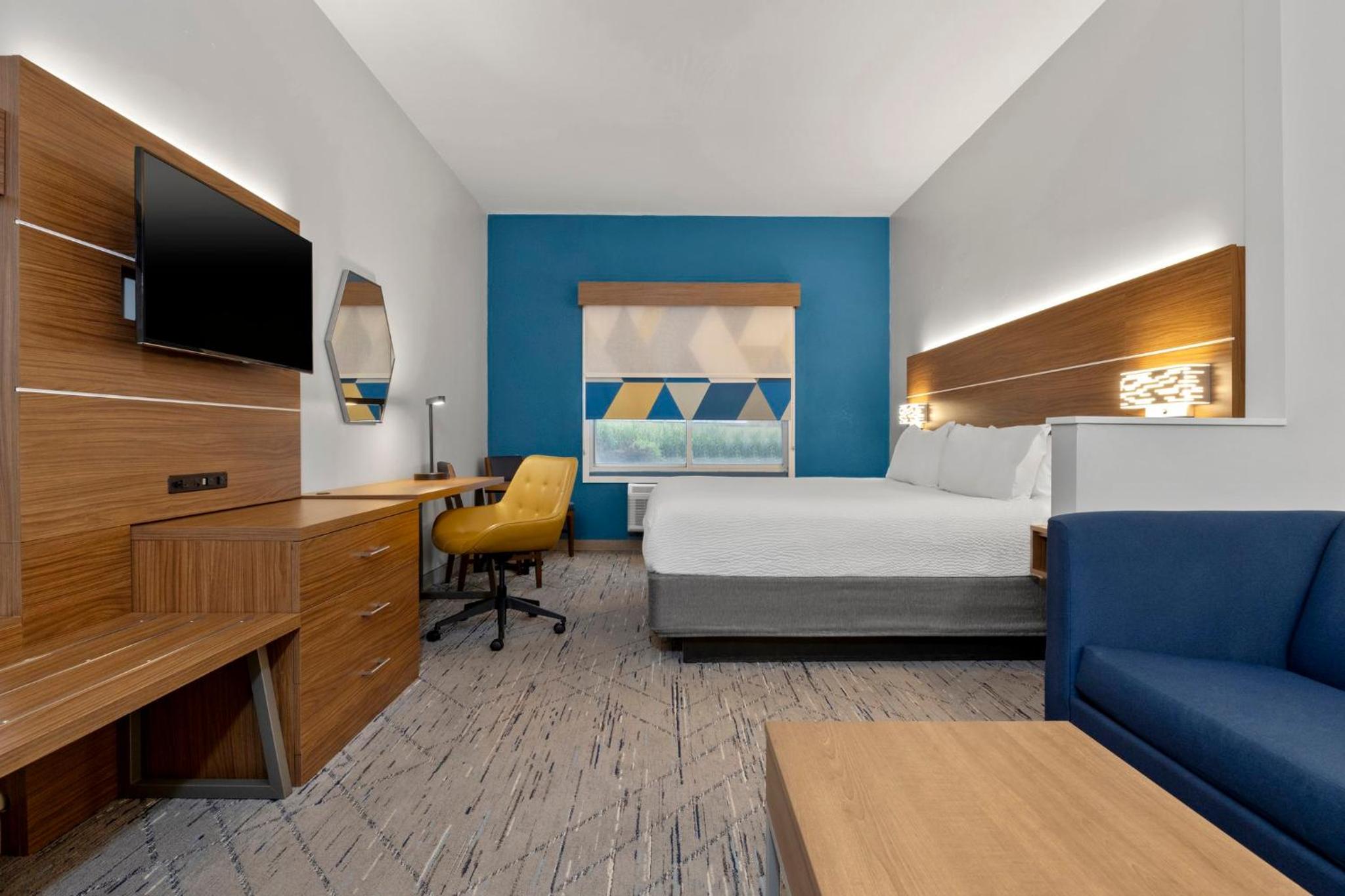 King Suite with Sofa Bed - Photo 1