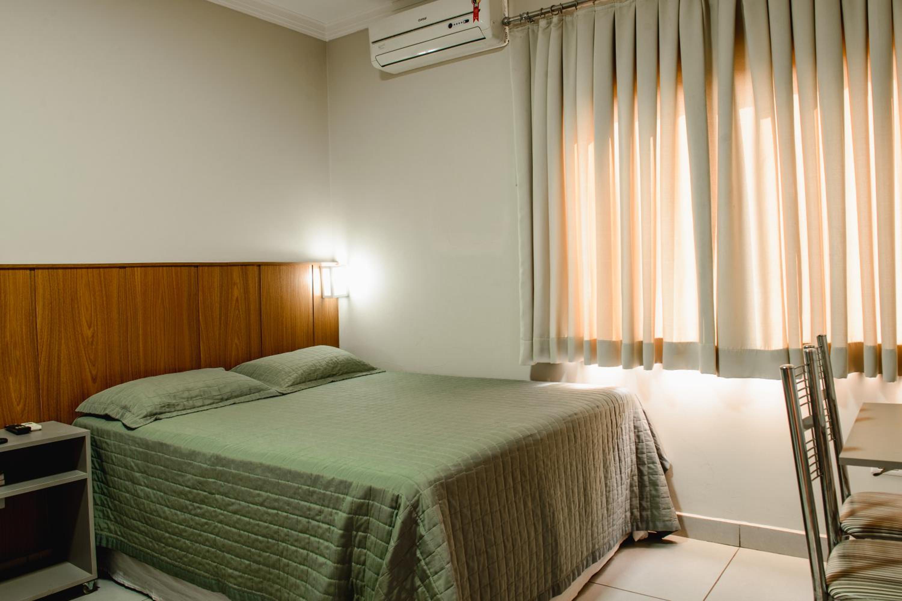 Superior Single Room with Private Bathroom photo 1