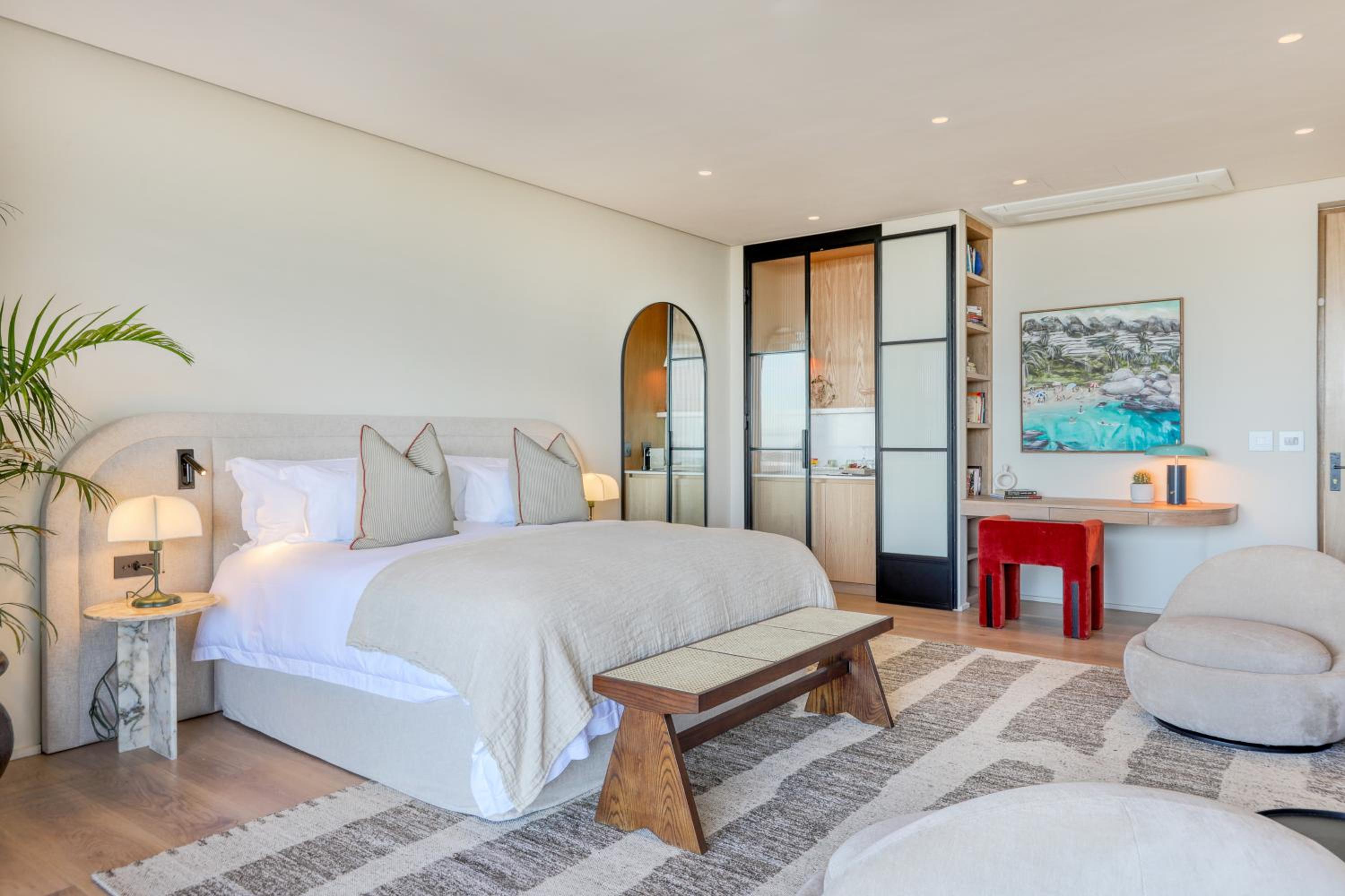 Executive King Room - Photo 10