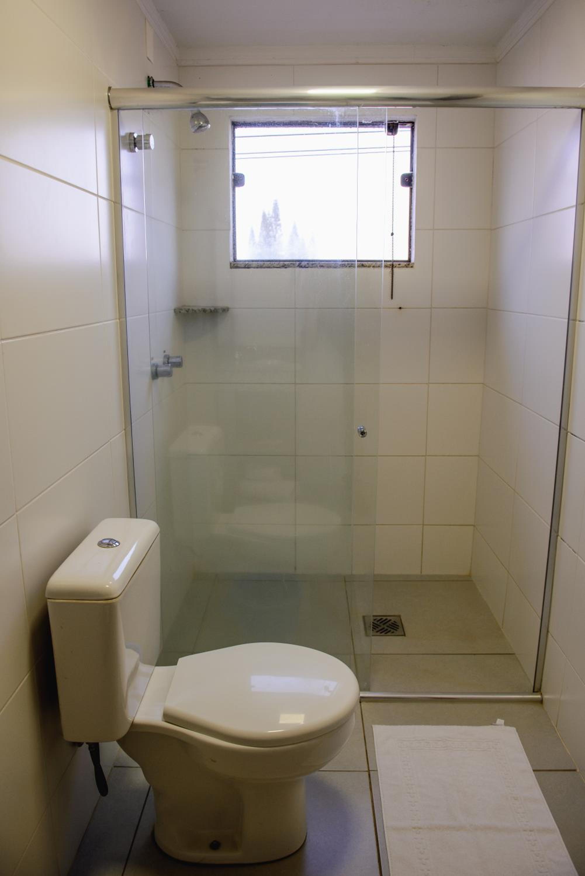 Deluxe Triple Room with Private Bathroom photo 2