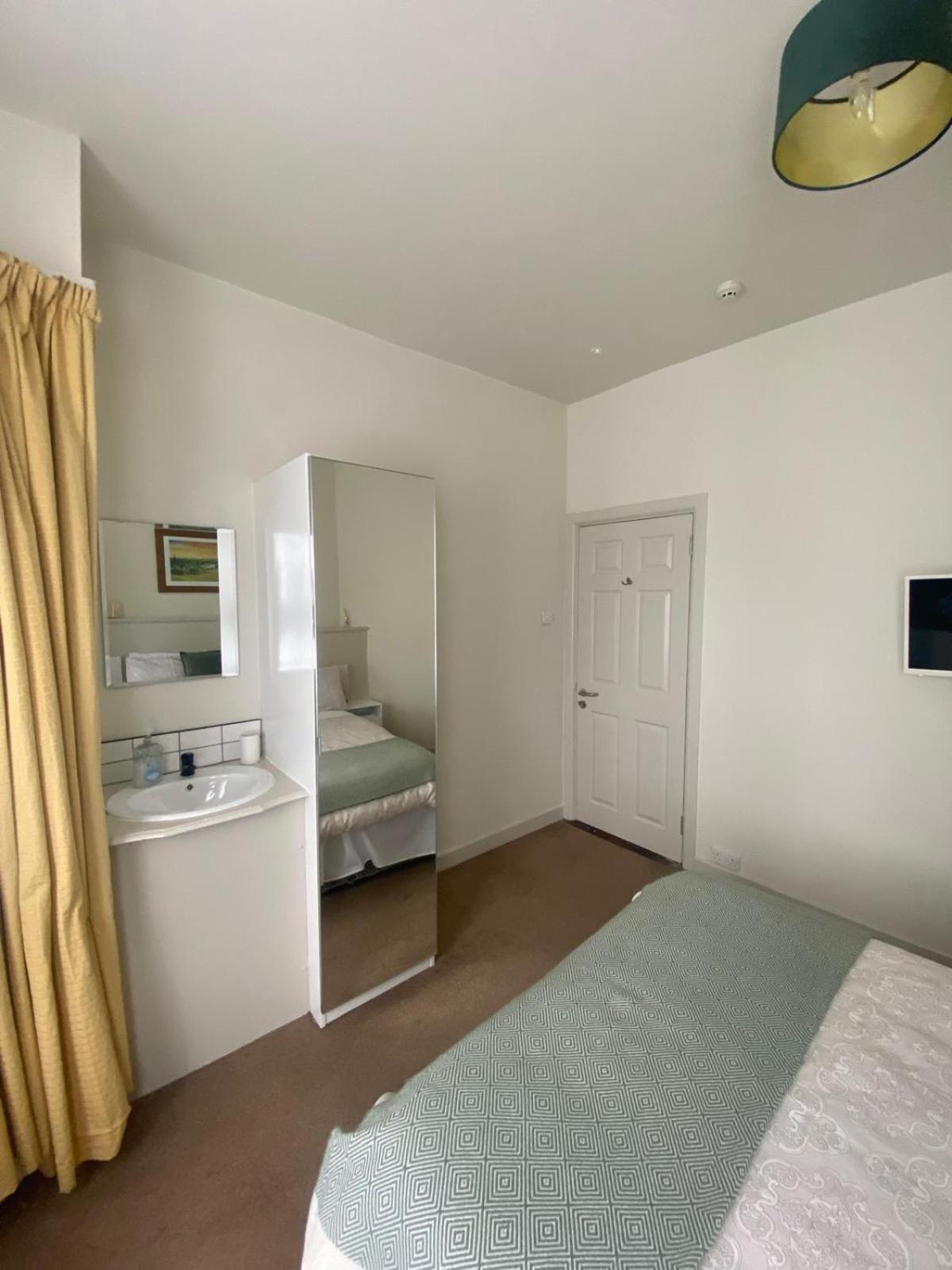 Standard Double Room with Shared Bathroom