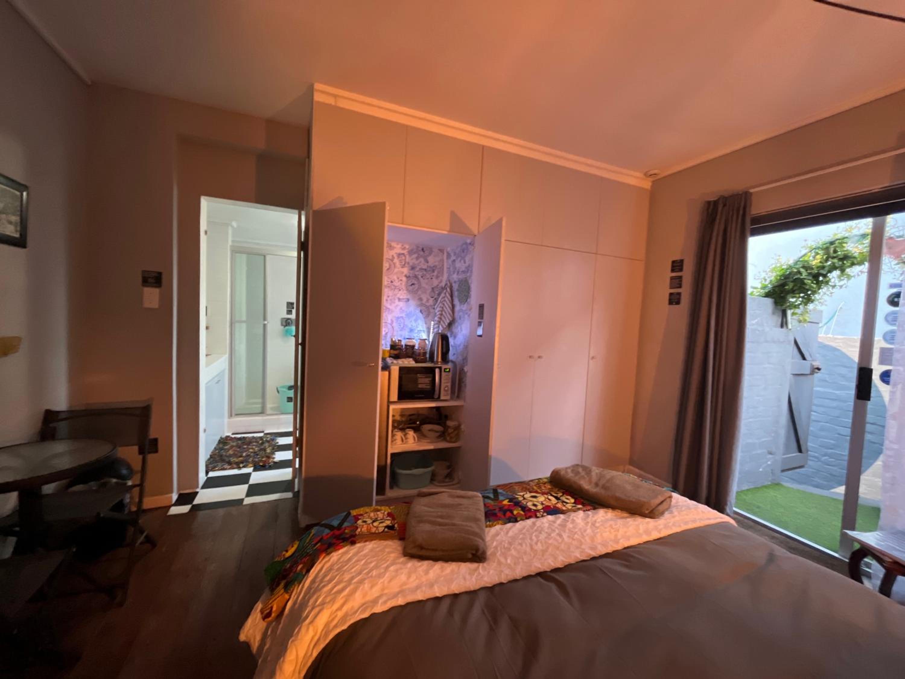 One-Bedroom Apartment - Photo 70