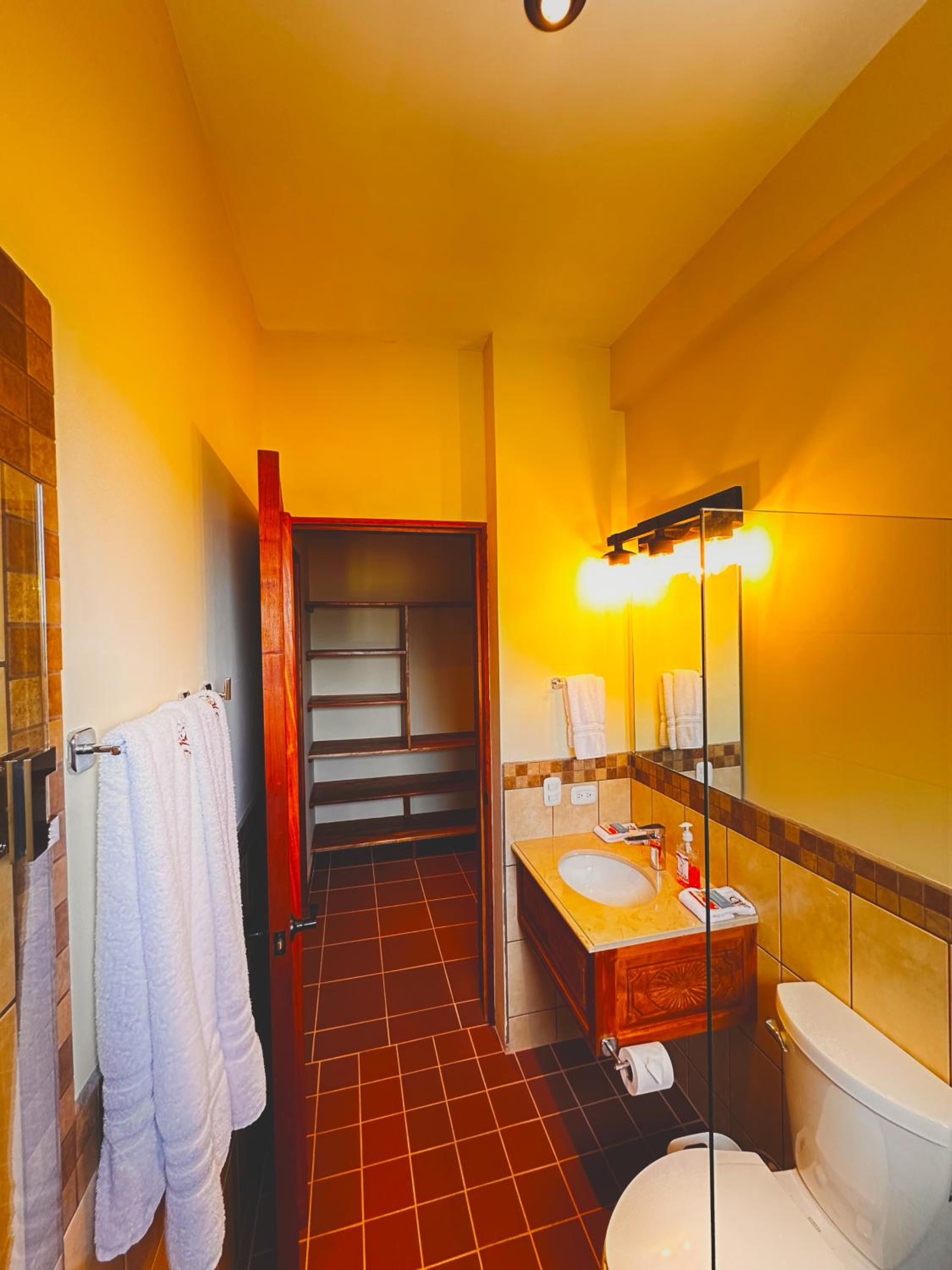 Deluxe Double or Twin Room with Balcony